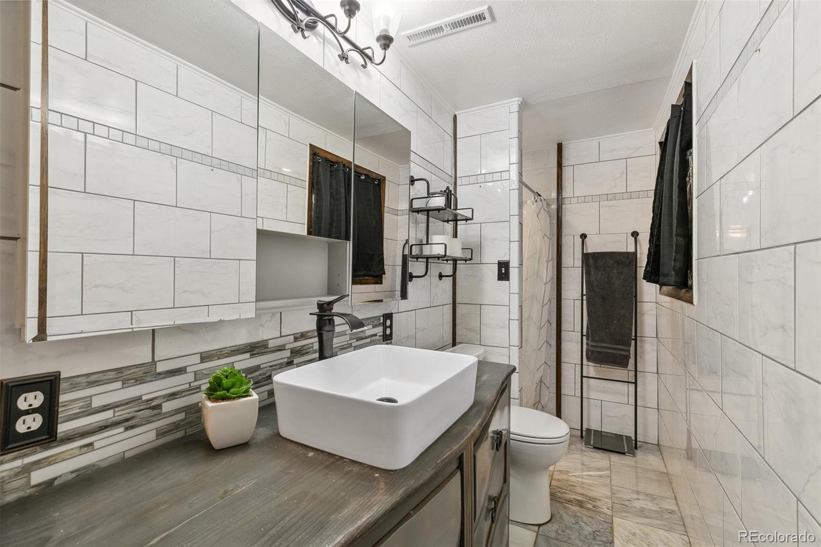 MLS Image #18 for 4475  london lane,colorado springs, Colorado