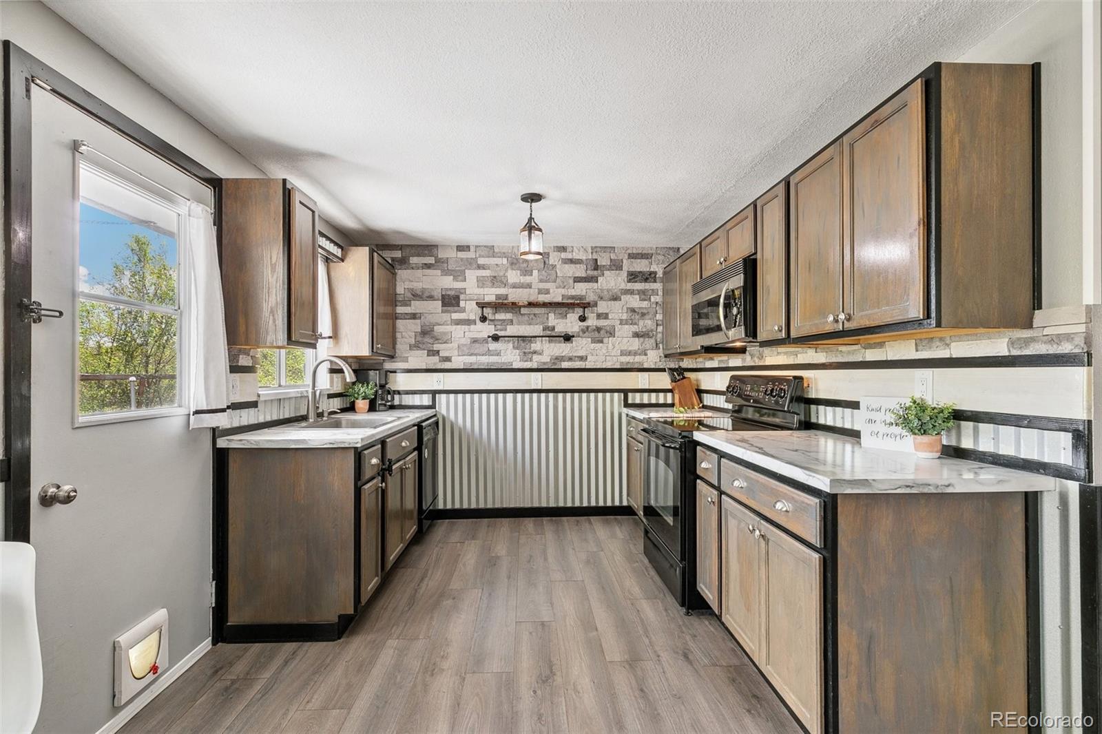 MLS Image #3 for 4475  london lane,colorado springs, Colorado