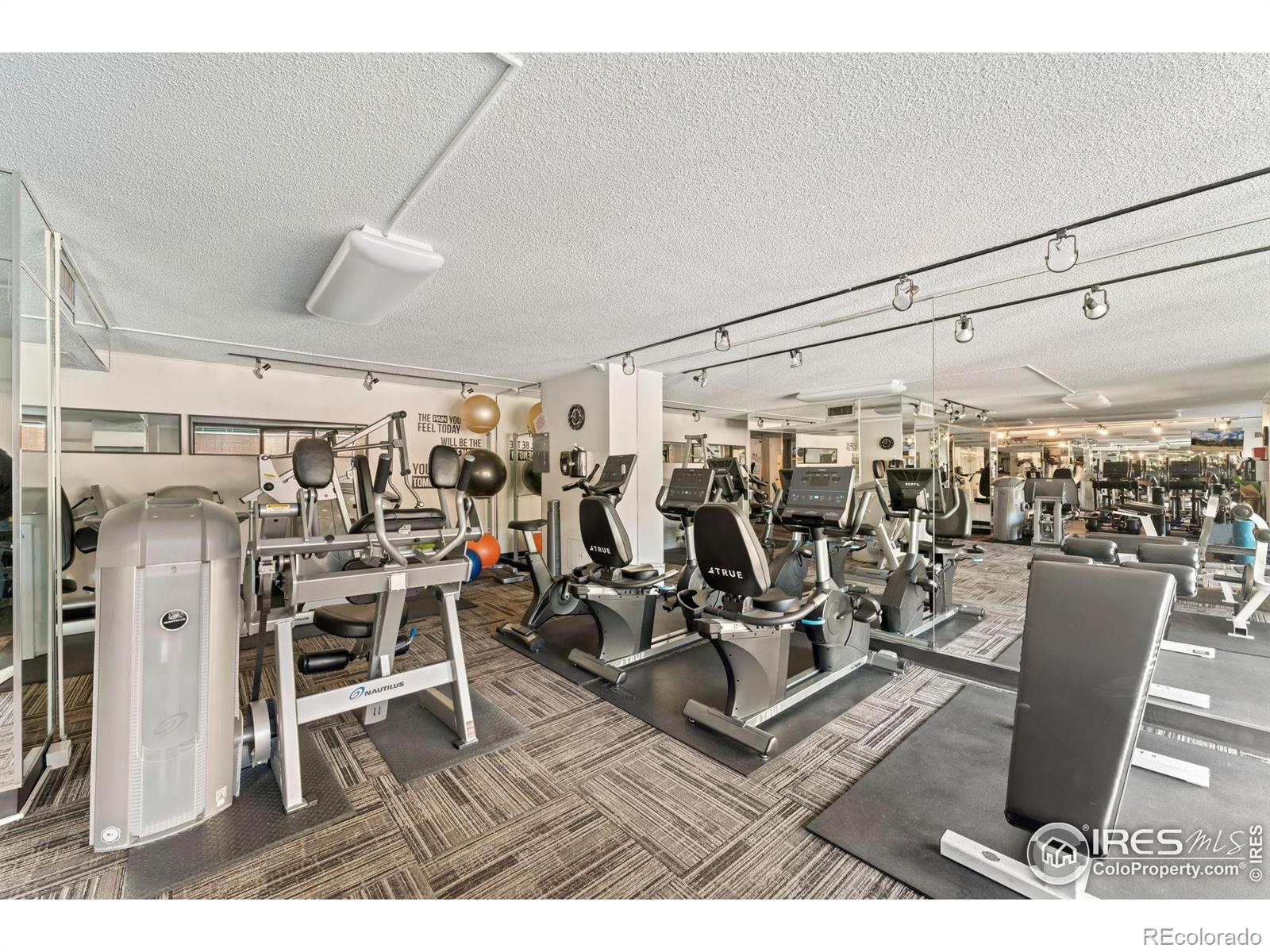MLS Image #13 for 1020  15th street,denver, Colorado