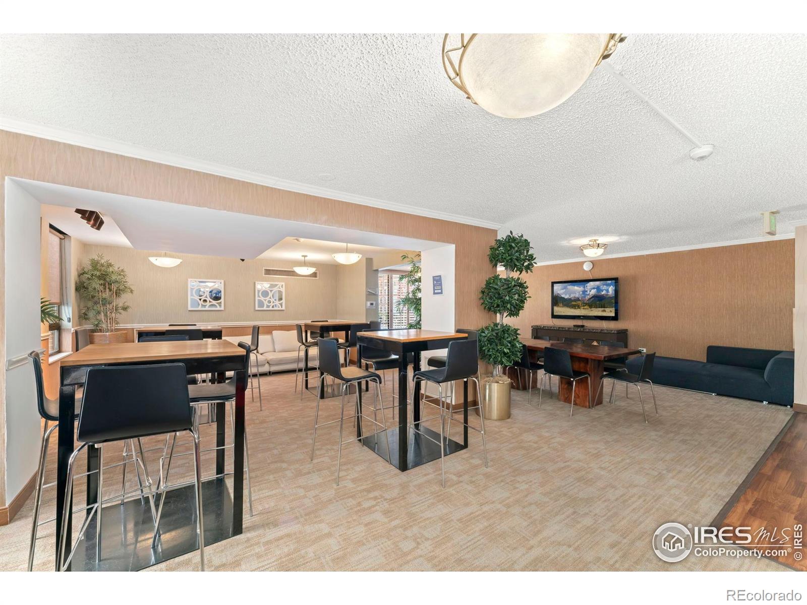 MLS Image #14 for 1020  15th street,denver, Colorado