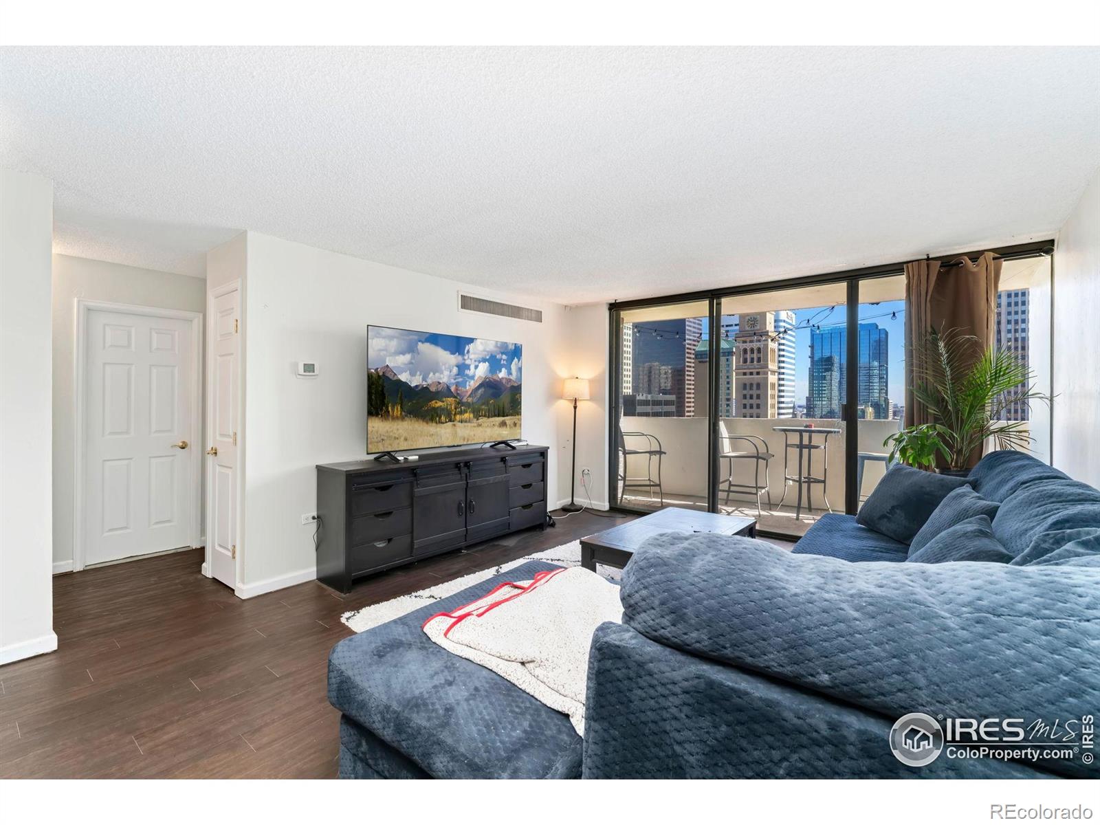 MLS Image #8 for 1020  15th street,denver, Colorado