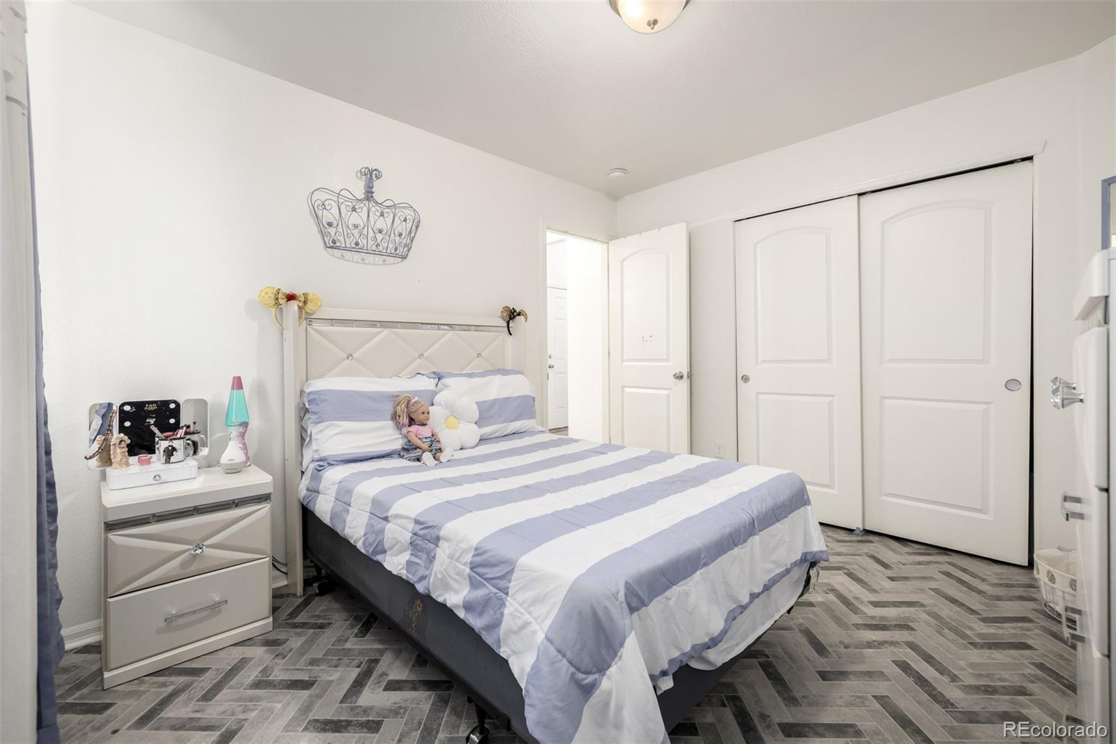 MLS Image #15 for 933 w independent avenue,la salle, Colorado