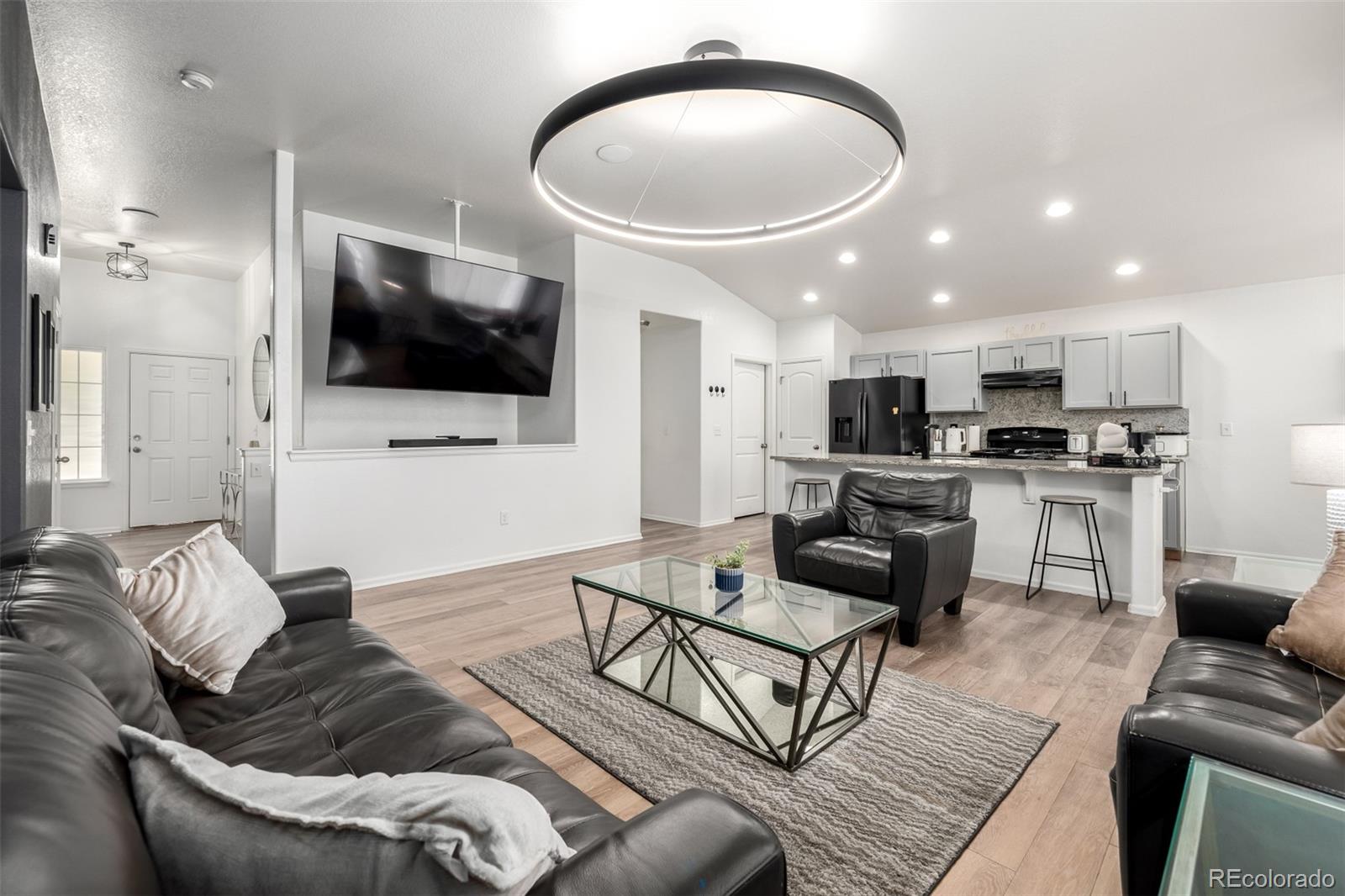 MLS Image #5 for 933 w independent avenue,la salle, Colorado