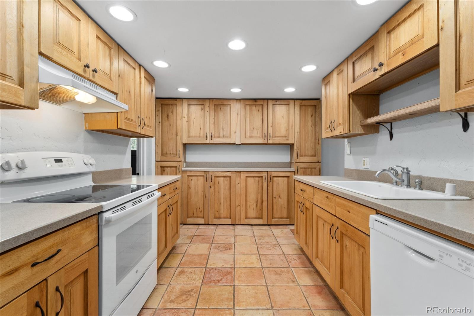 MLS Image #14 for 185 s hoyt street,lakewood, Colorado