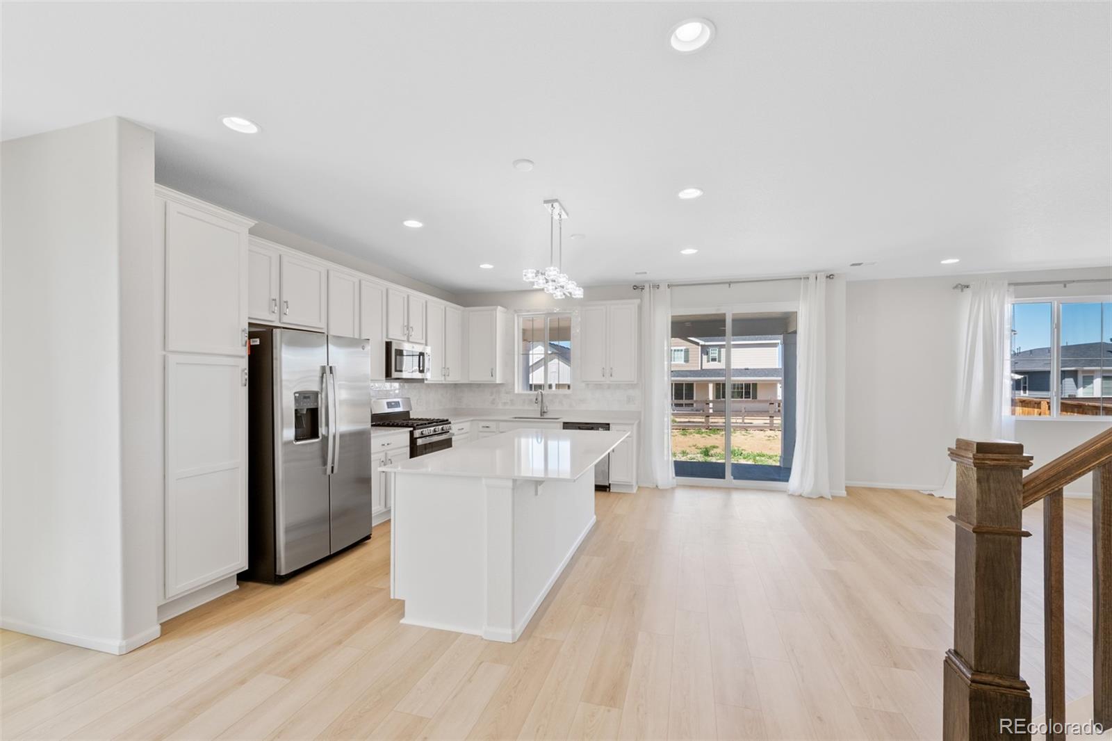 MLS Image #4 for 9175  uravan court,commerce city, Colorado