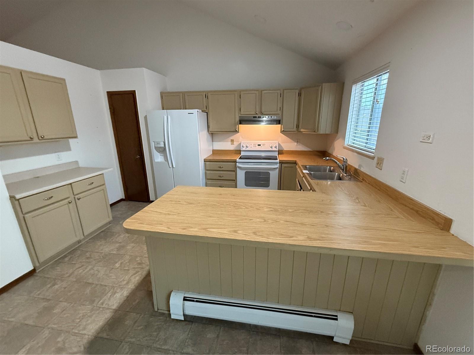 MLS Image #5 for 6921 s bryant street,littleton, Colorado