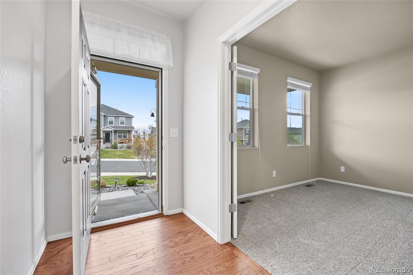 MLS Image #5 for 5842  high timber circle,castle rock, Colorado