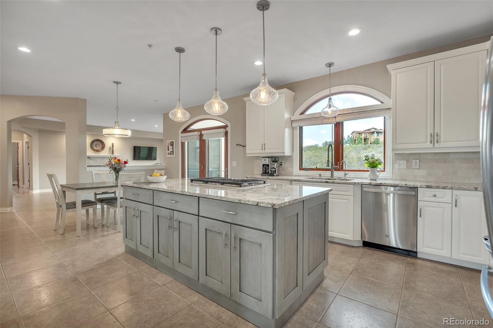 MLS Image #12 for 1091  colt circle,castle rock, Colorado