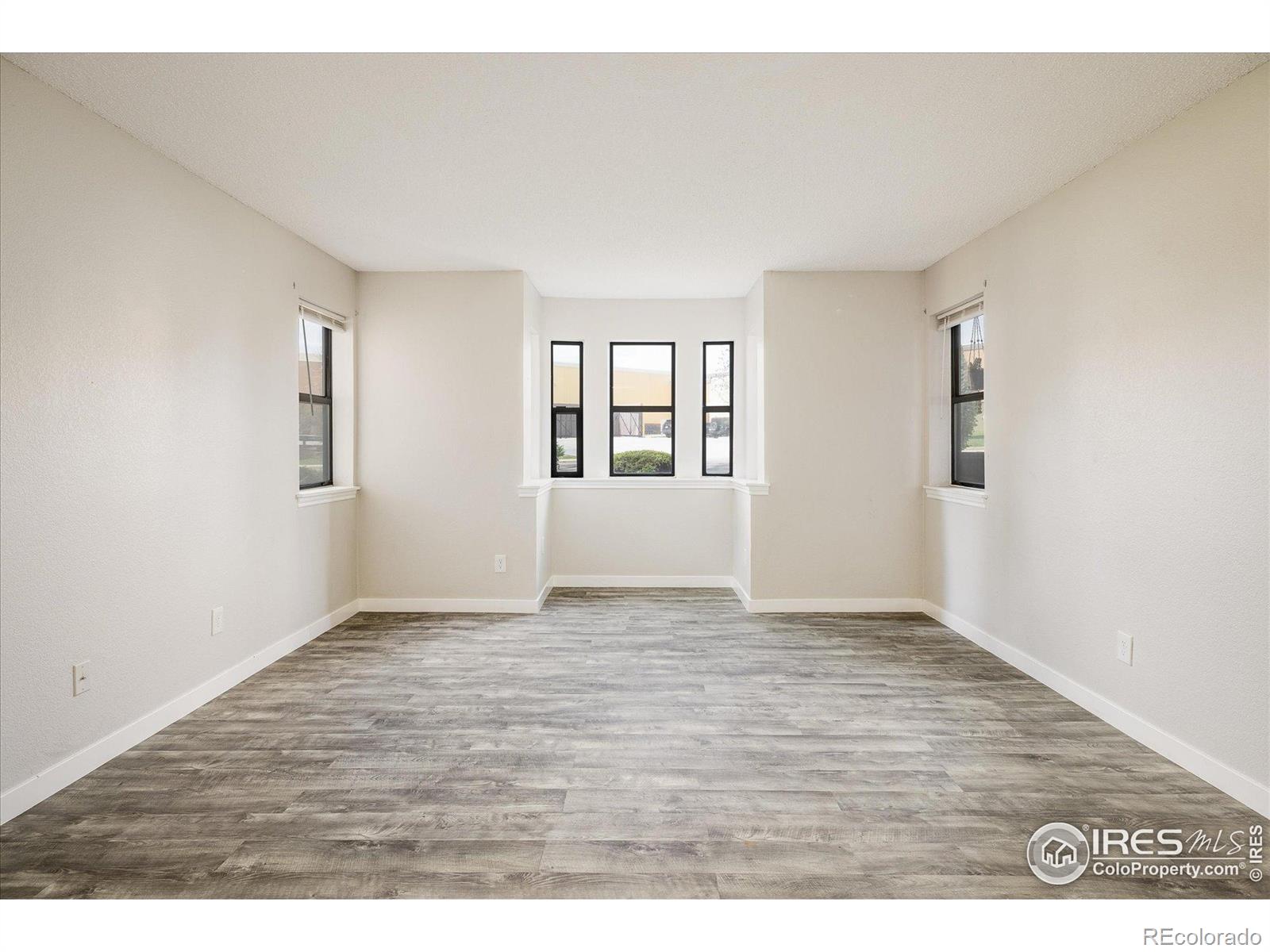 MLS Image #8 for 8770  corona street,denver, Colorado