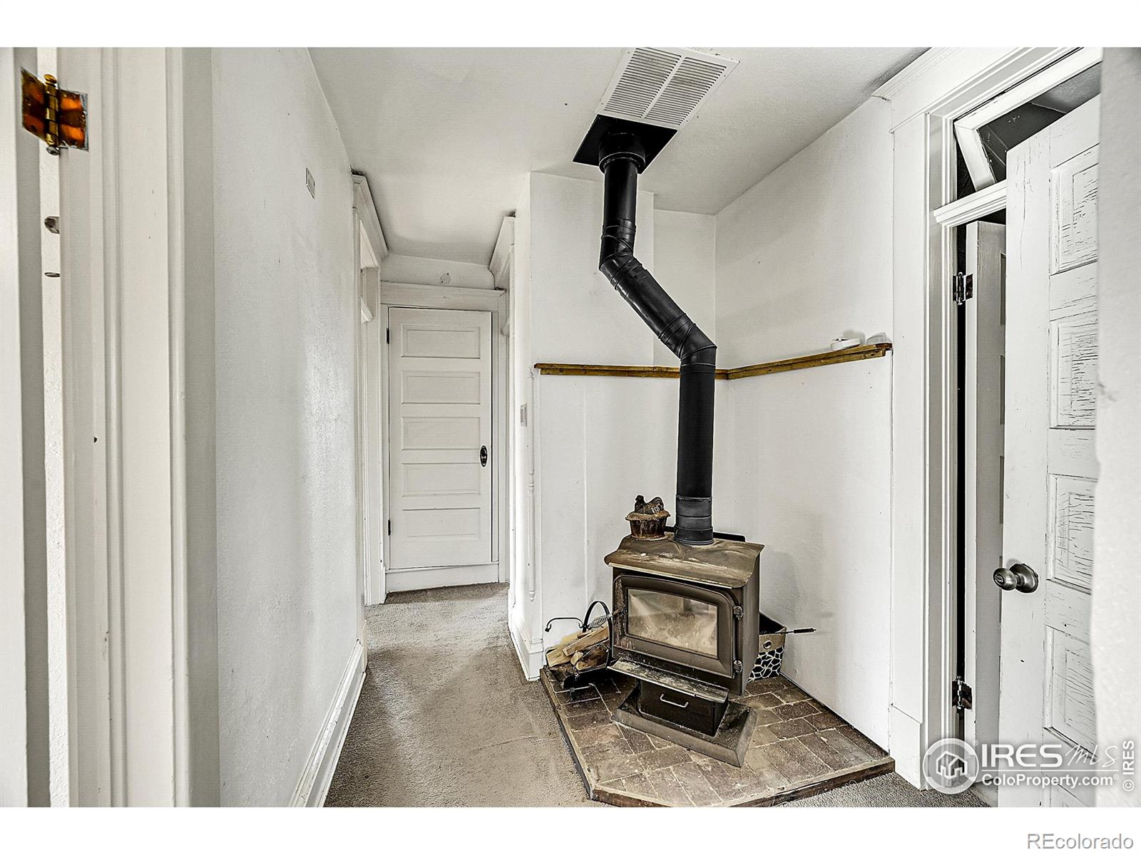 MLS Image #11 for 23730  county road 41 ,la salle, Colorado