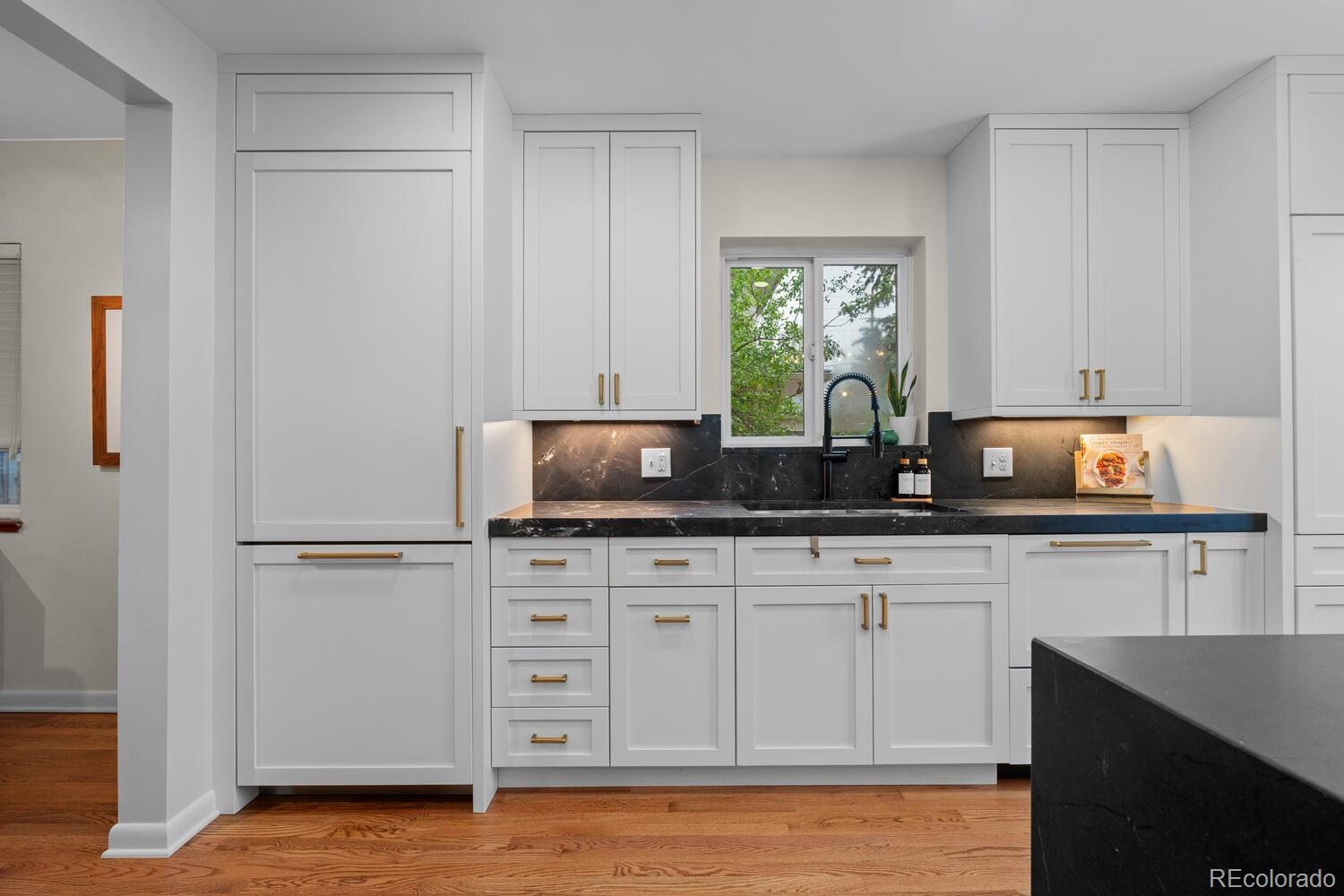 MLS Image #17 for 6625 e 6th avenue parkway,denver, Colorado
