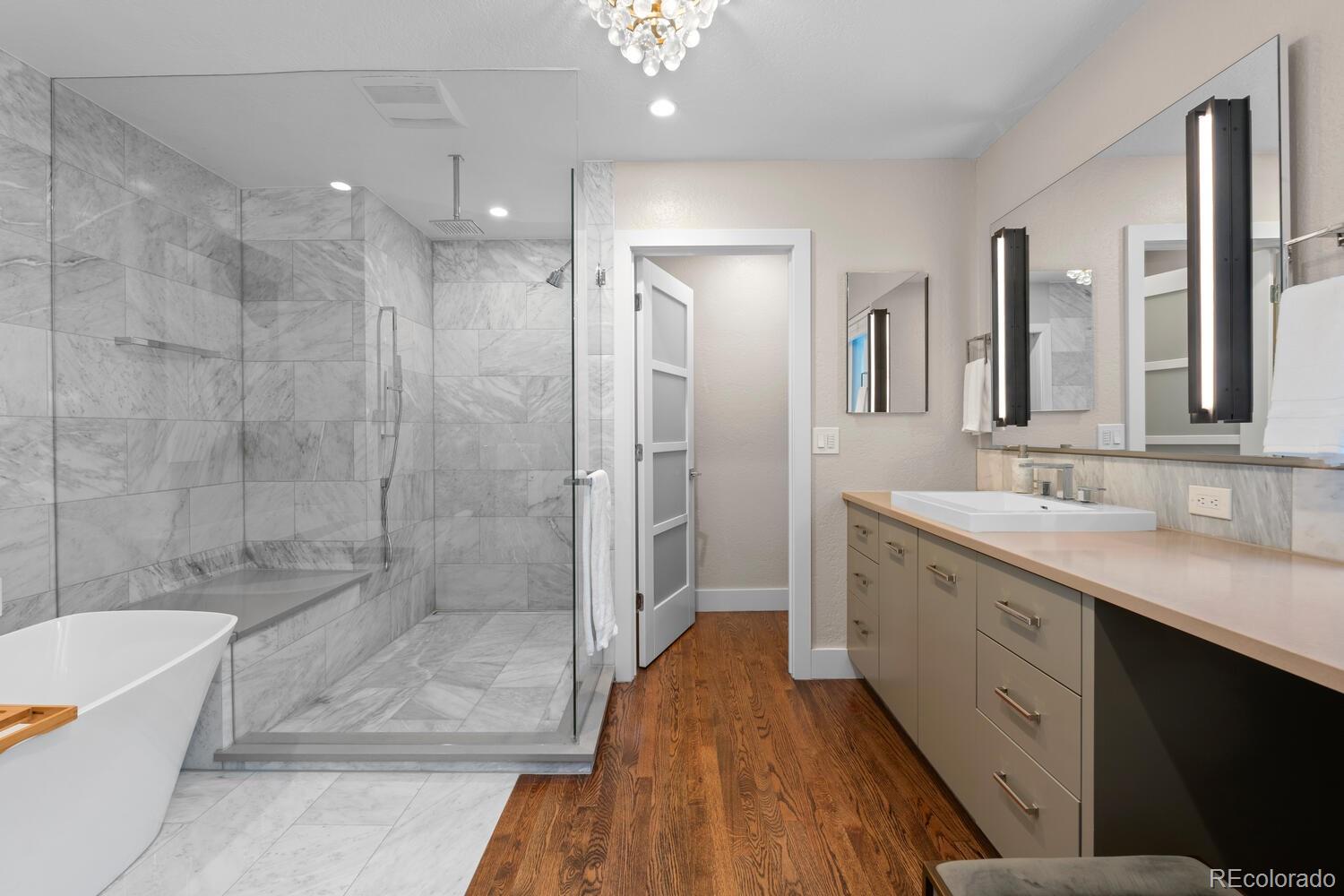 MLS Image #26 for 6625 e 6th avenue parkway,denver, Colorado