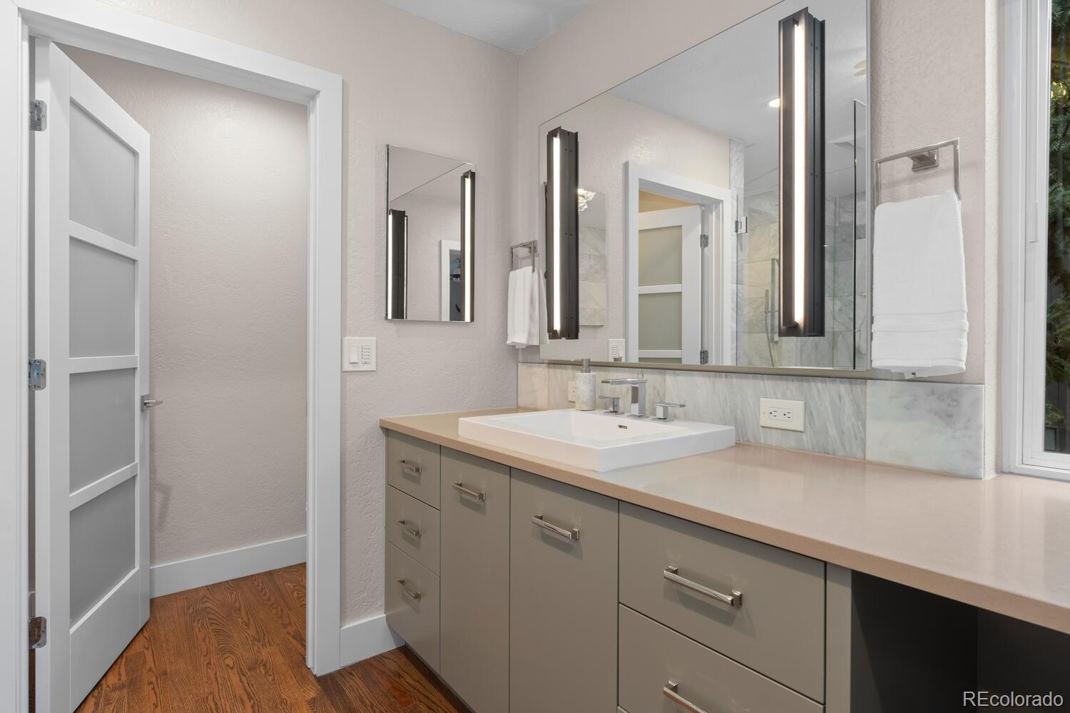 MLS Image #28 for 6625 e 6th avenue parkway,denver, Colorado