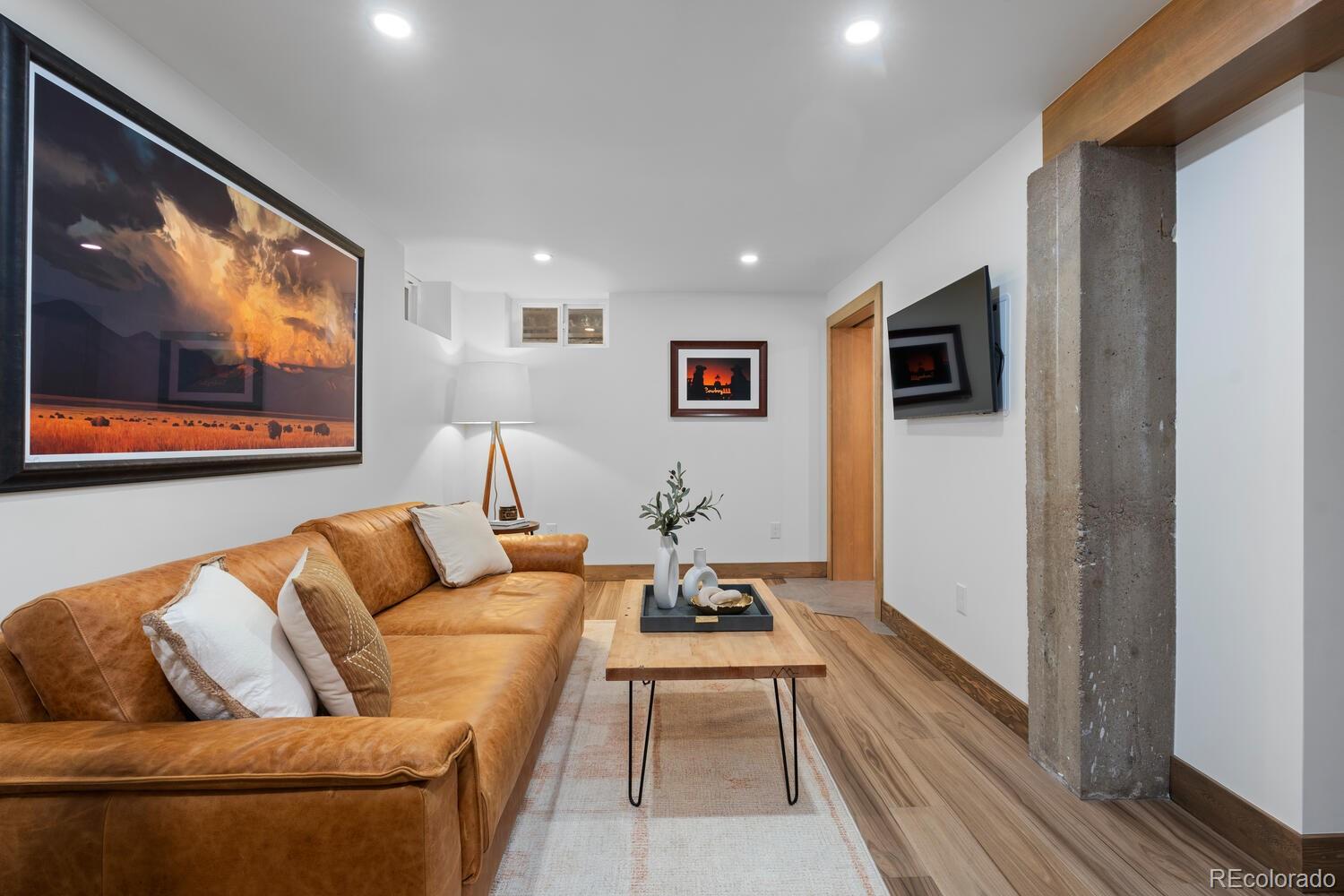 MLS Image #31 for 6625 e 6th avenue parkway,denver, Colorado