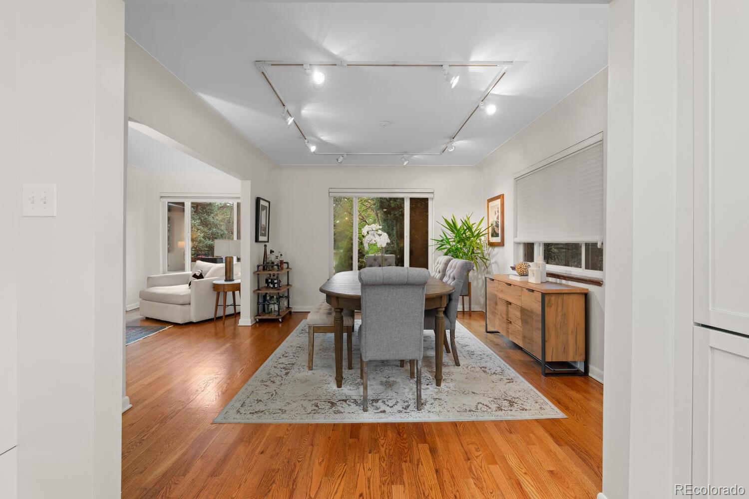 MLS Image #9 for 6625 e 6th avenue parkway,denver, Colorado