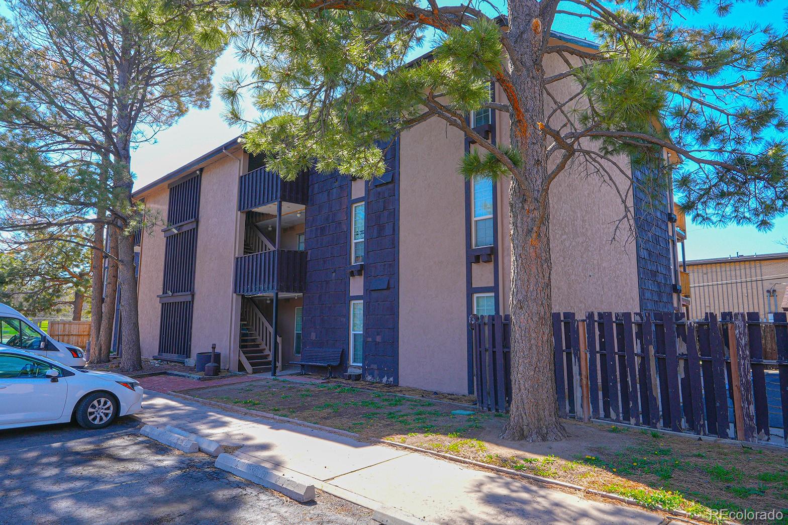 MLS Image #23 for 865 s quebec street,denver, Colorado
