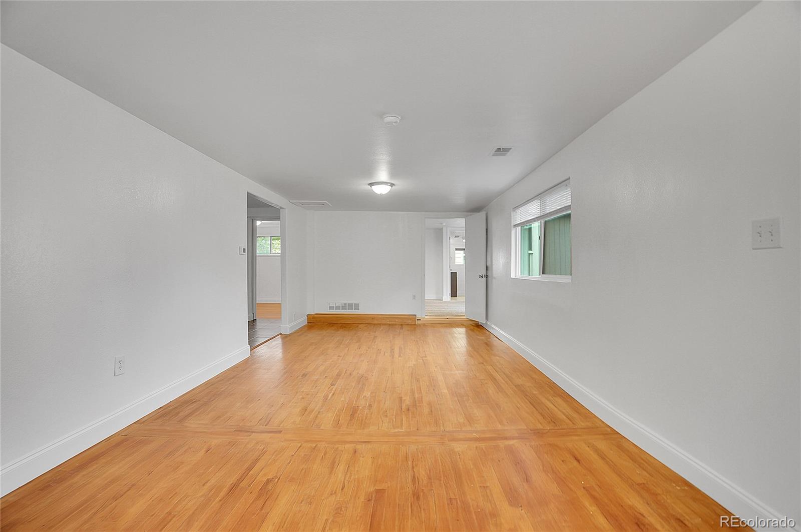 MLS Image #3 for 113 e saint clair avenue,longmont, Colorado