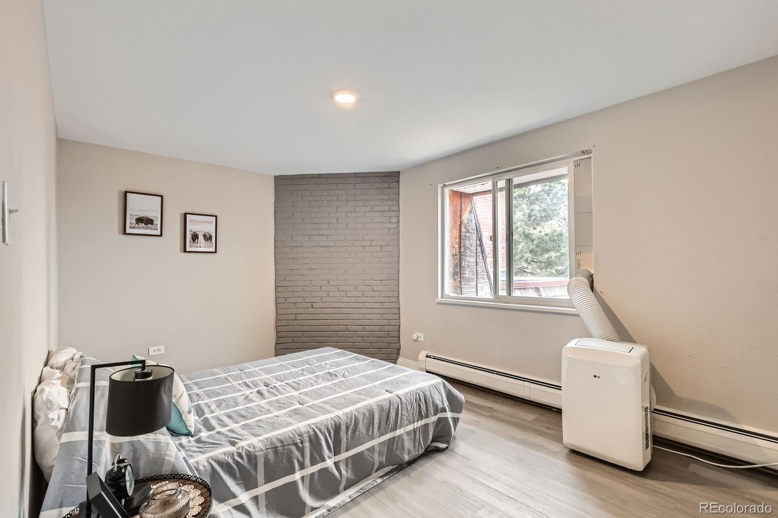 MLS Image #4 for 5491 e warren avenue,denver, Colorado