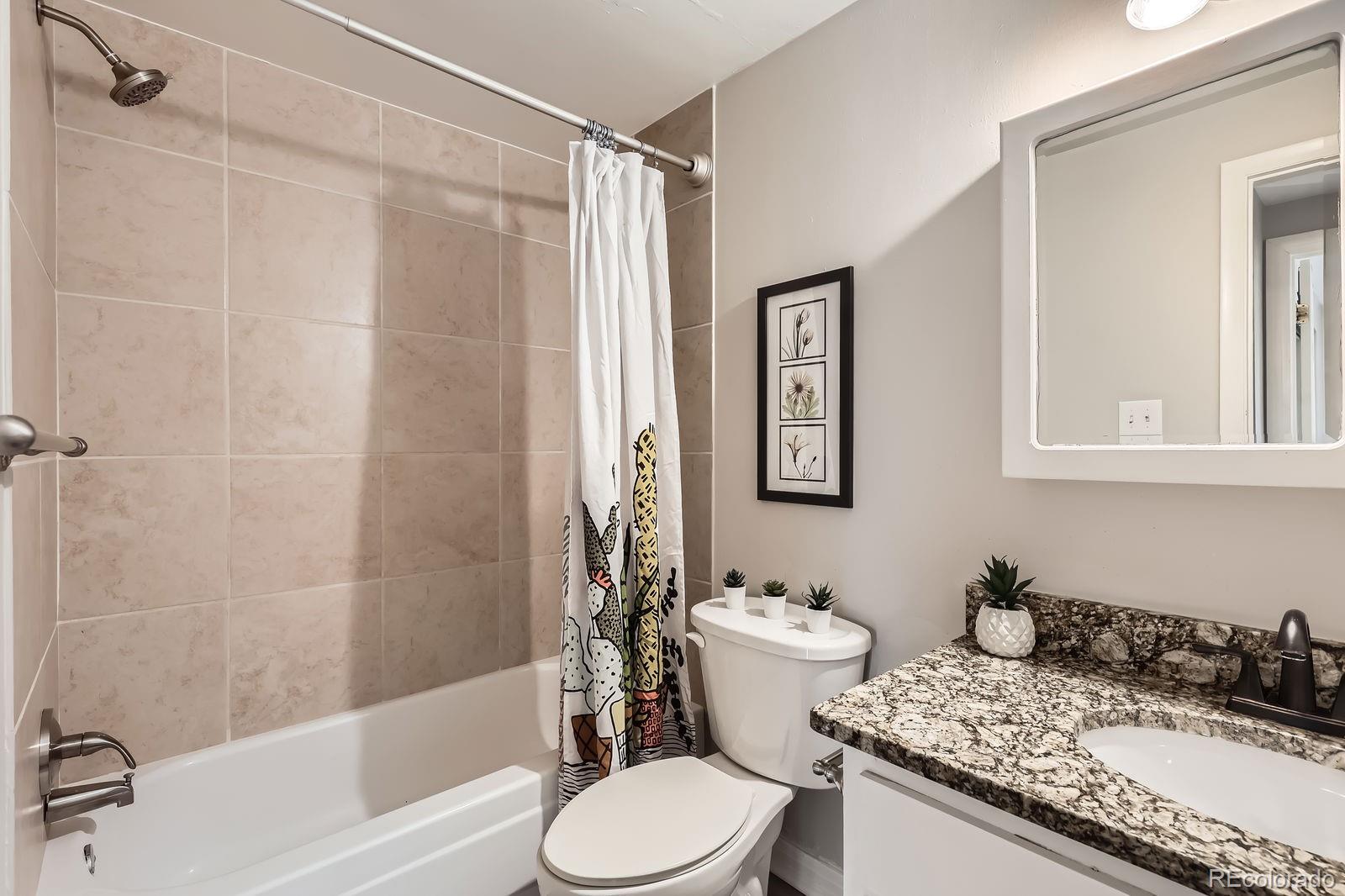 MLS Image #5 for 5491 e warren avenue,denver, Colorado