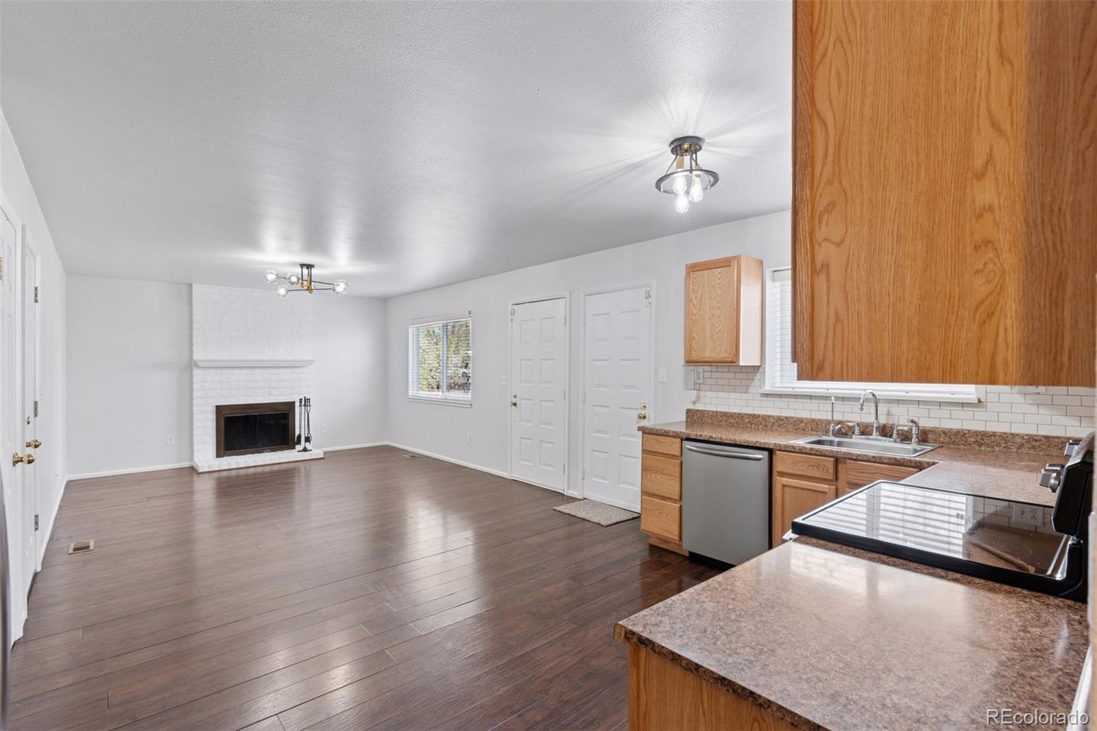 MLS Image #11 for 15427 e oberlin place,aurora, Colorado