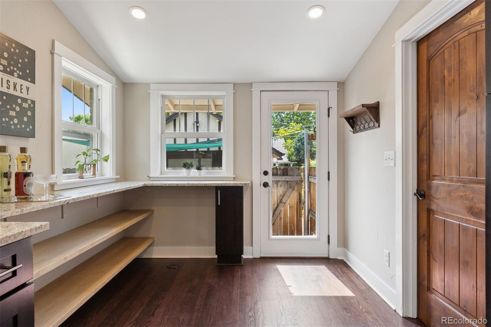MLS Image #12 for 815 s gaylord street,denver, Colorado