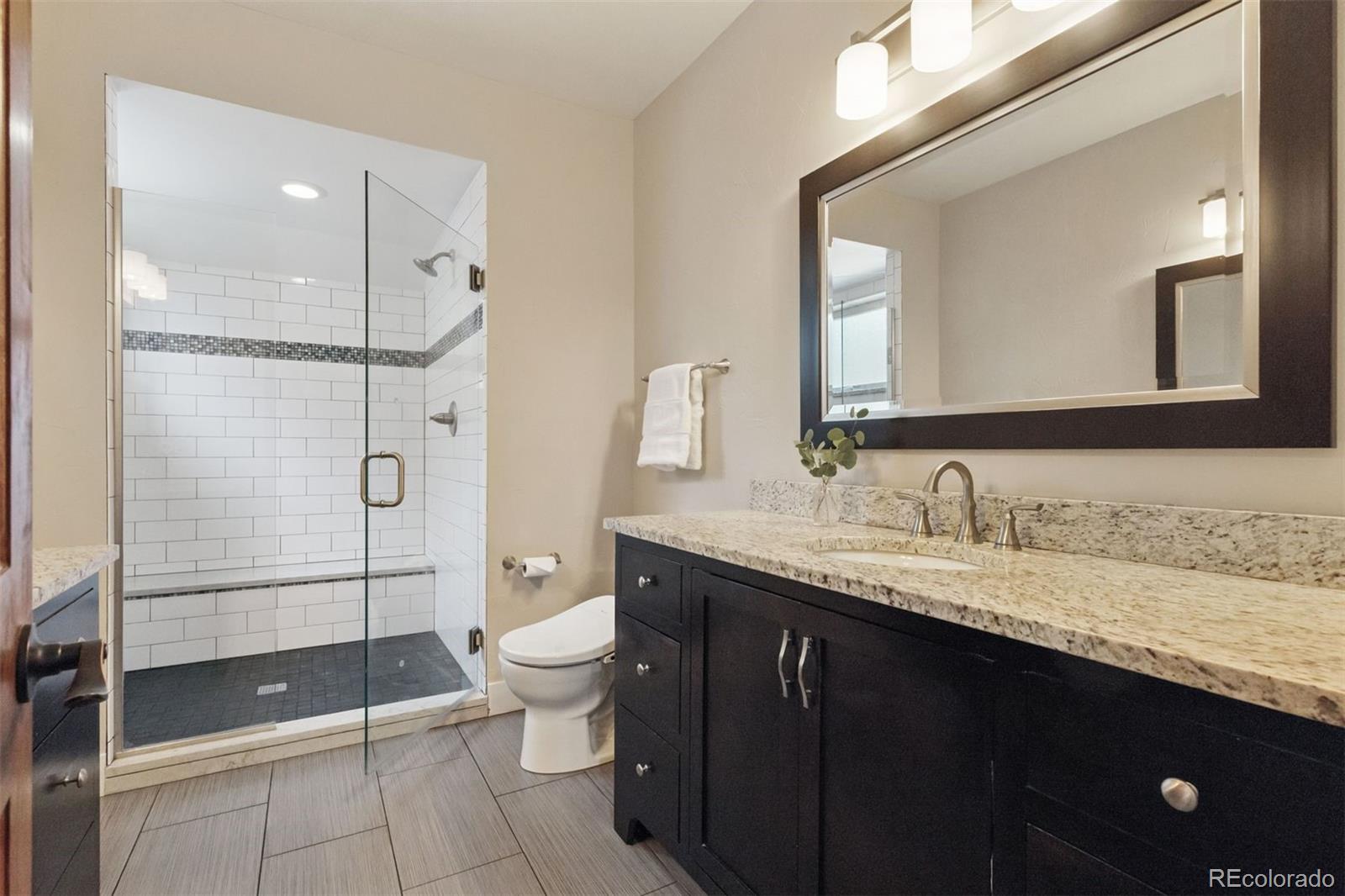 MLS Image #20 for 815 s gaylord street,denver, Colorado