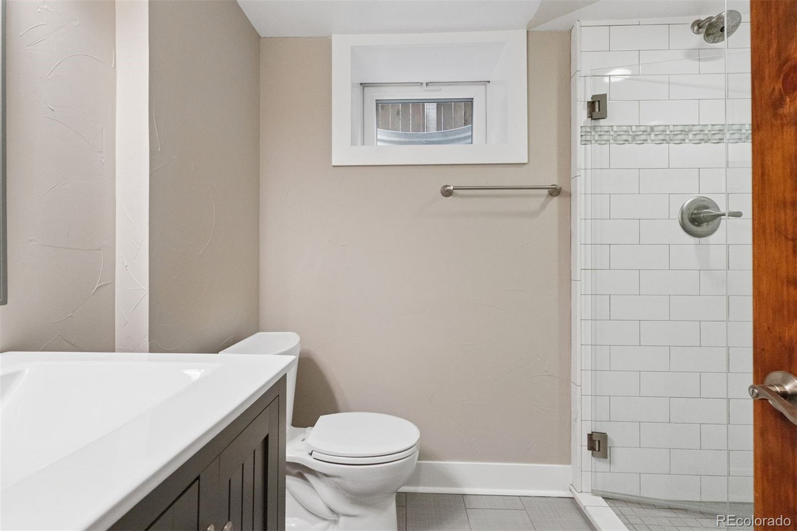 MLS Image #27 for 815 s gaylord street,denver, Colorado