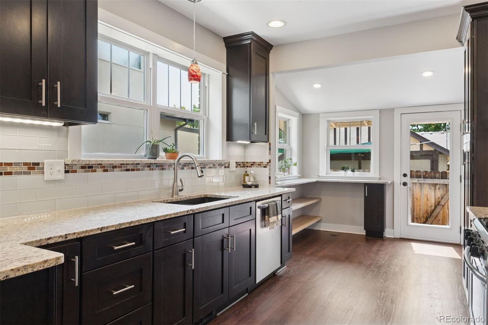 MLS Image #3 for 815 s gaylord street,denver, Colorado