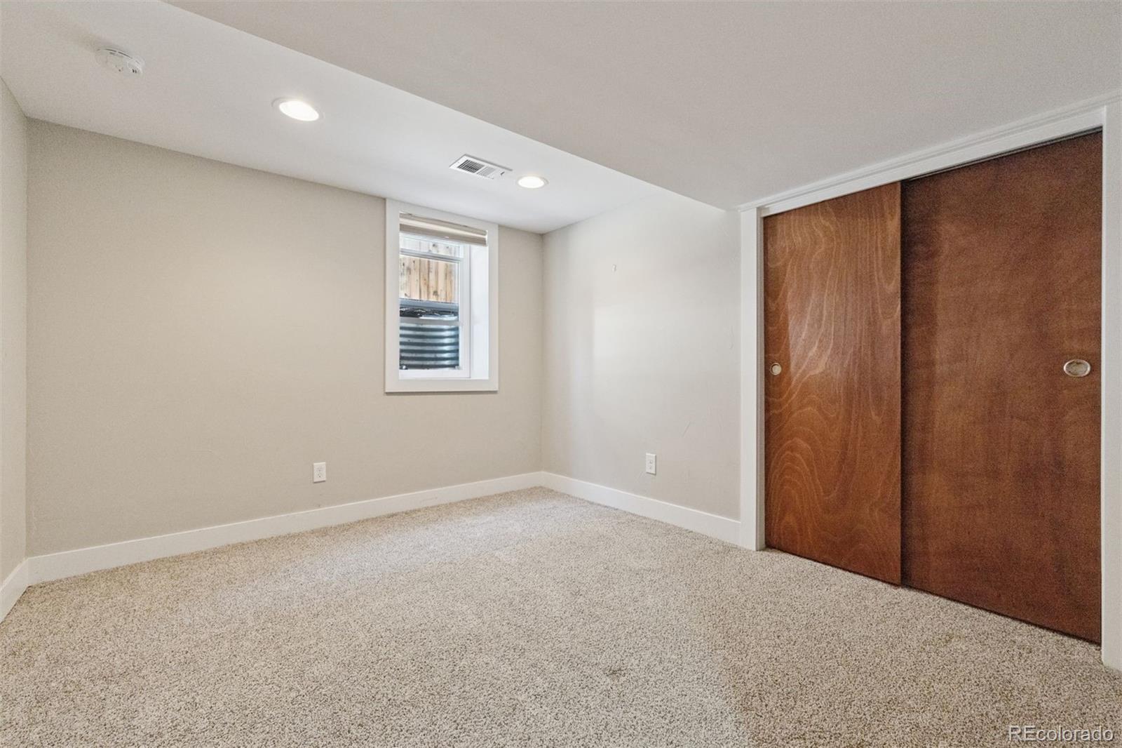 MLS Image #37 for 815 s gaylord street,denver, Colorado