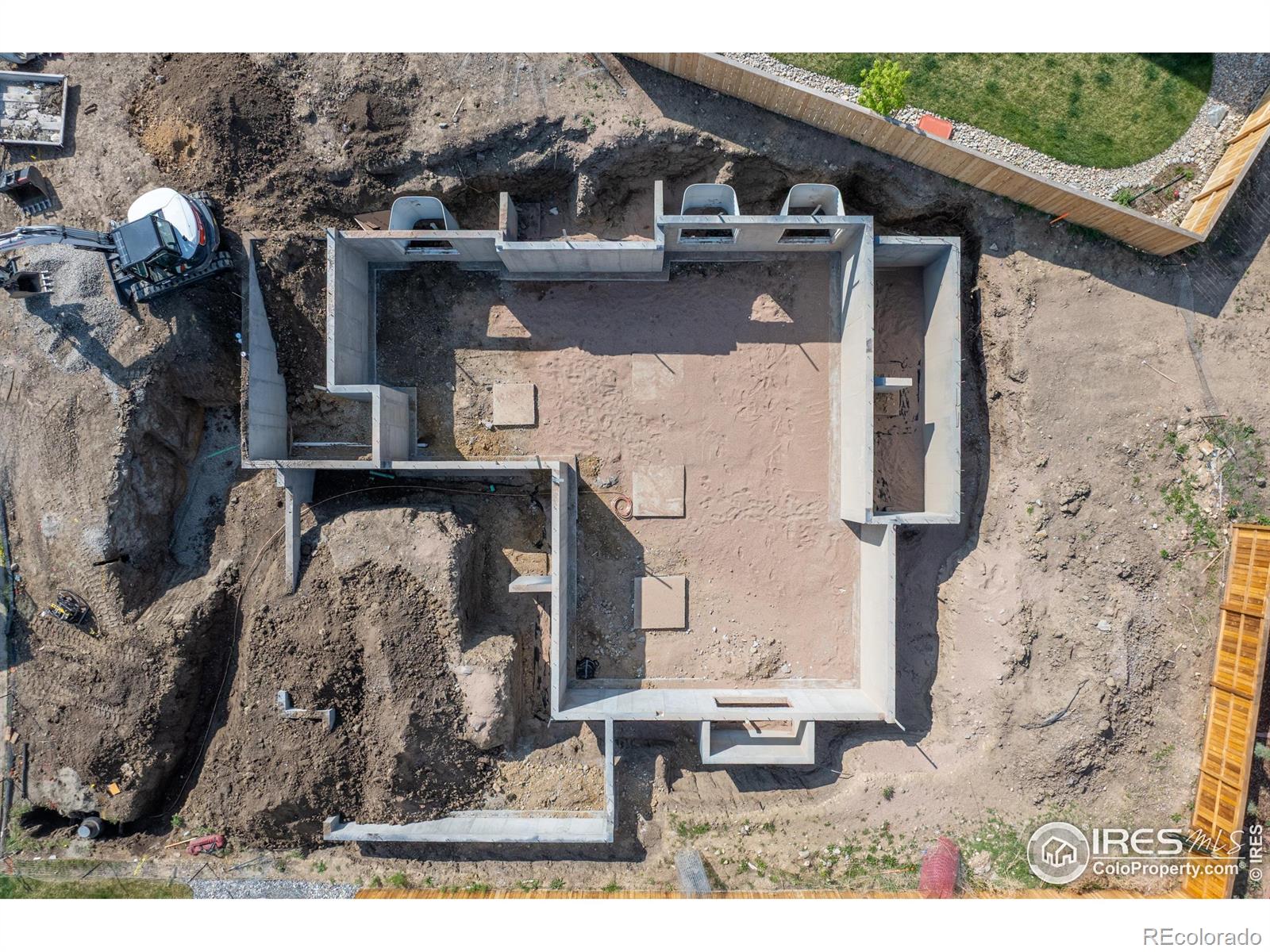 MLS Image #9 for 933  saint andrews lane,louisville, Colorado