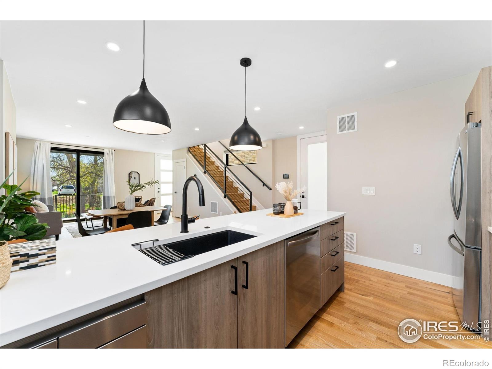 MLS Image #12 for 1385 n king street,denver, Colorado