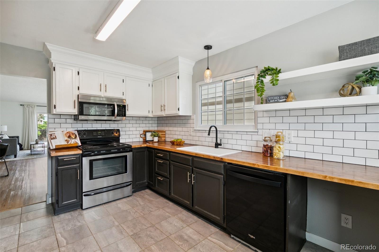 MLS Image #13 for 8365  pepperridge drive,colorado springs, Colorado