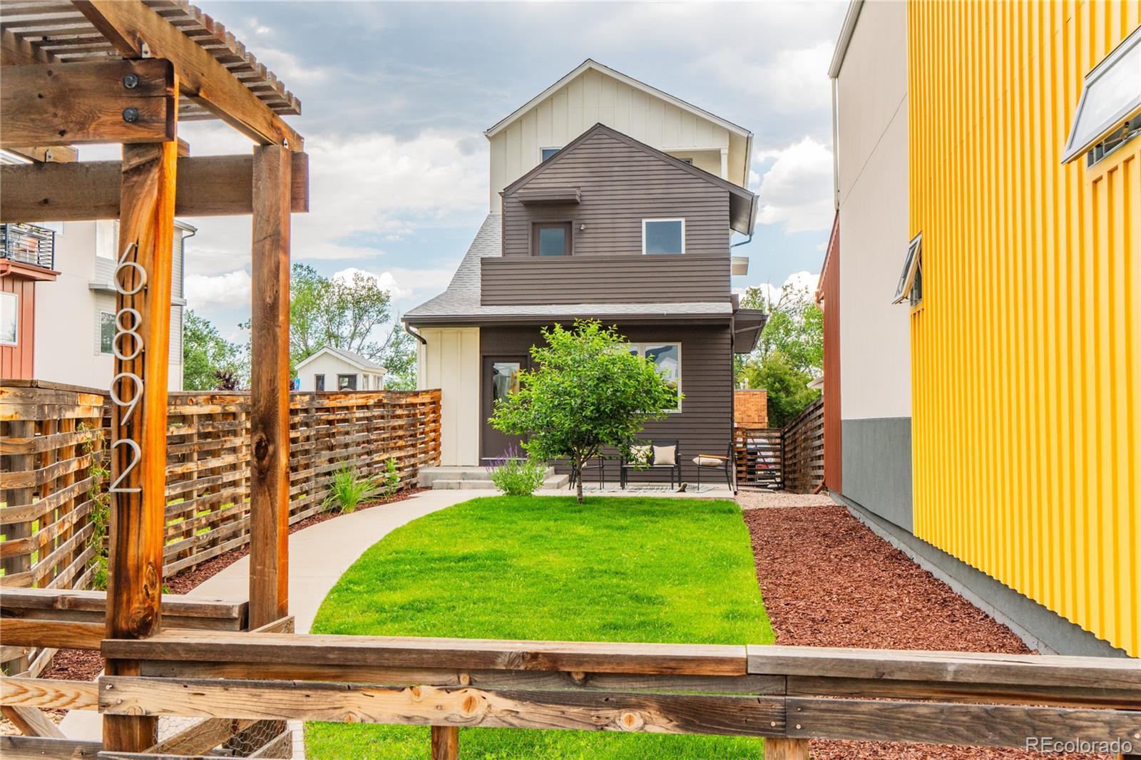 MLS Image #1 for 6892  juniper court,arvada, Colorado