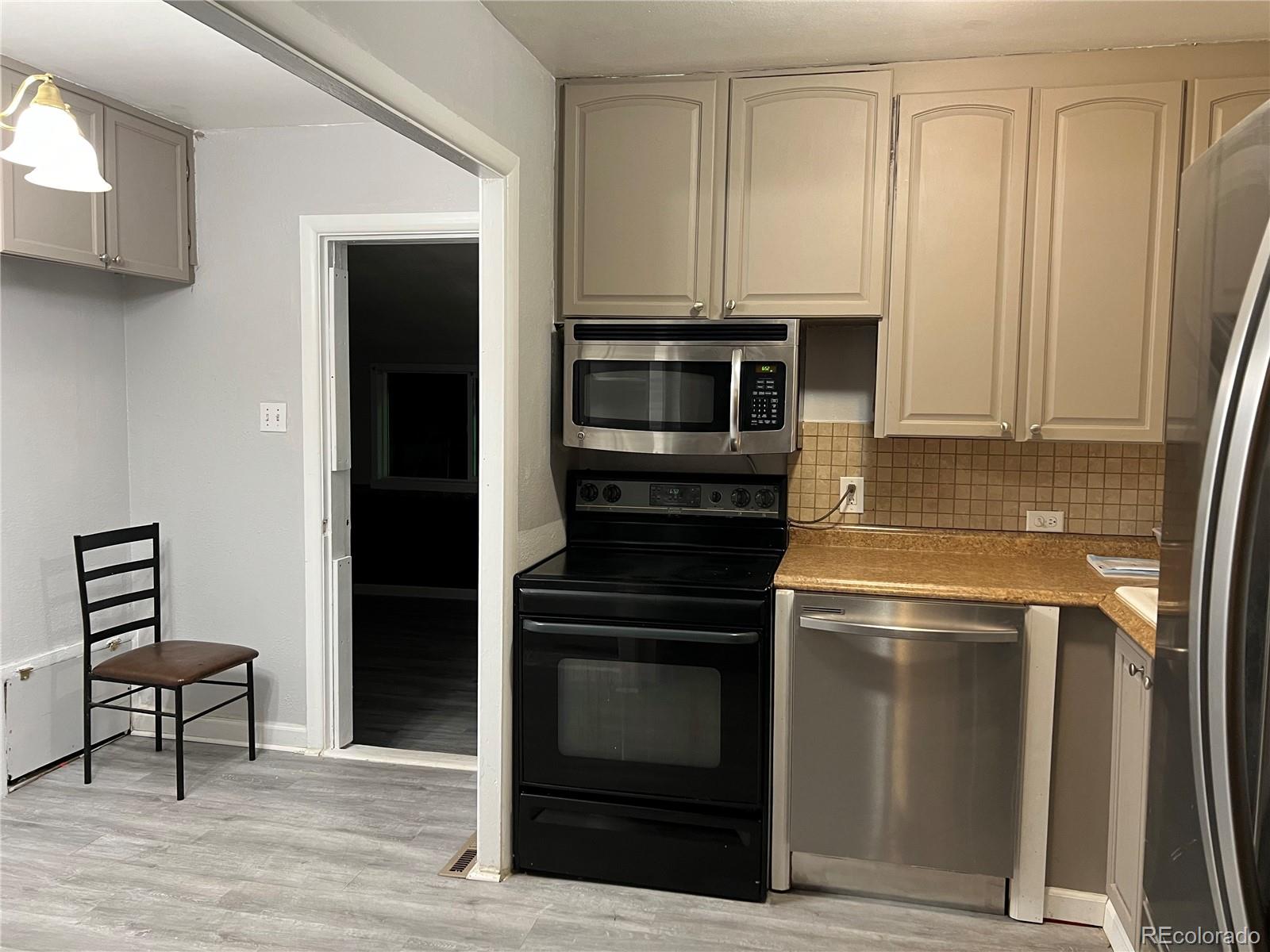 MLS Image #7 for 3345 w evans avenue,denver, Colorado
