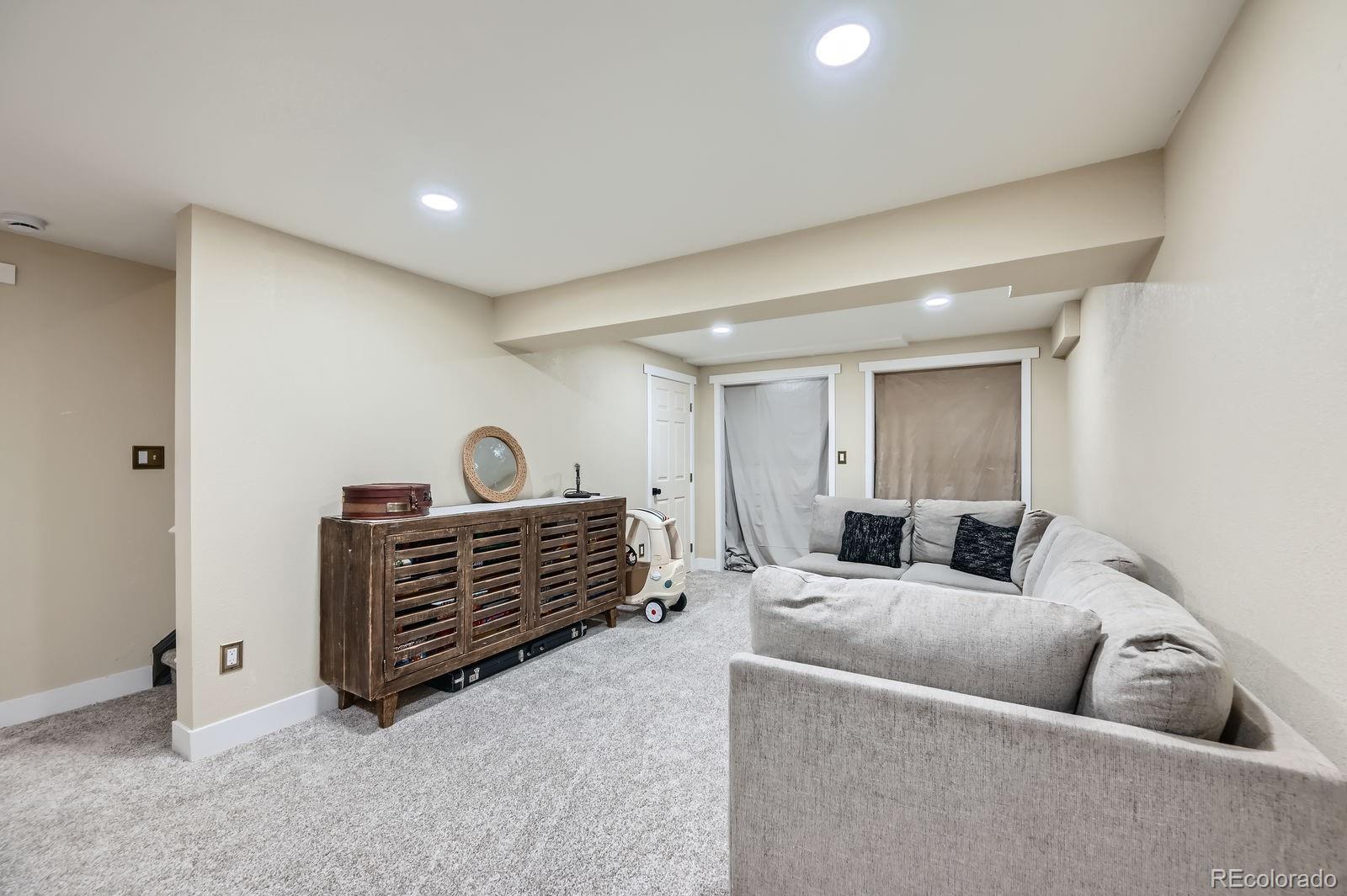 MLS Image #19 for 12282  bannock circle,denver, Colorado