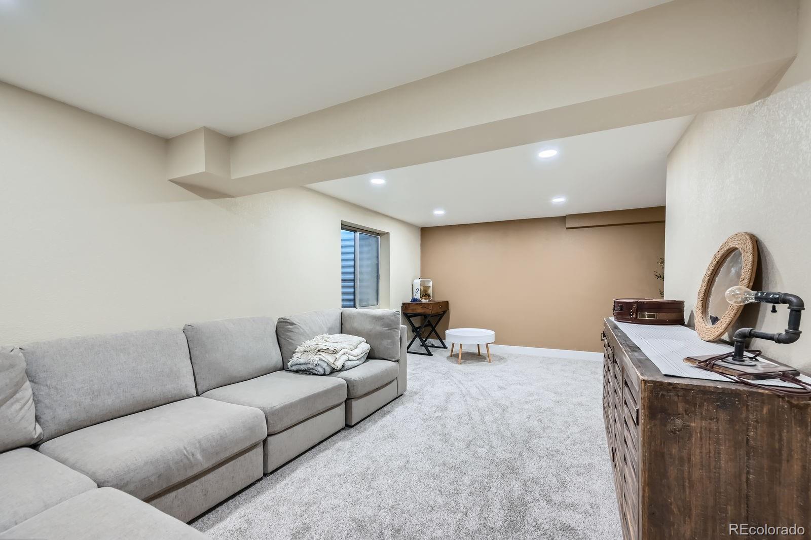 MLS Image #20 for 12282  bannock circle,denver, Colorado