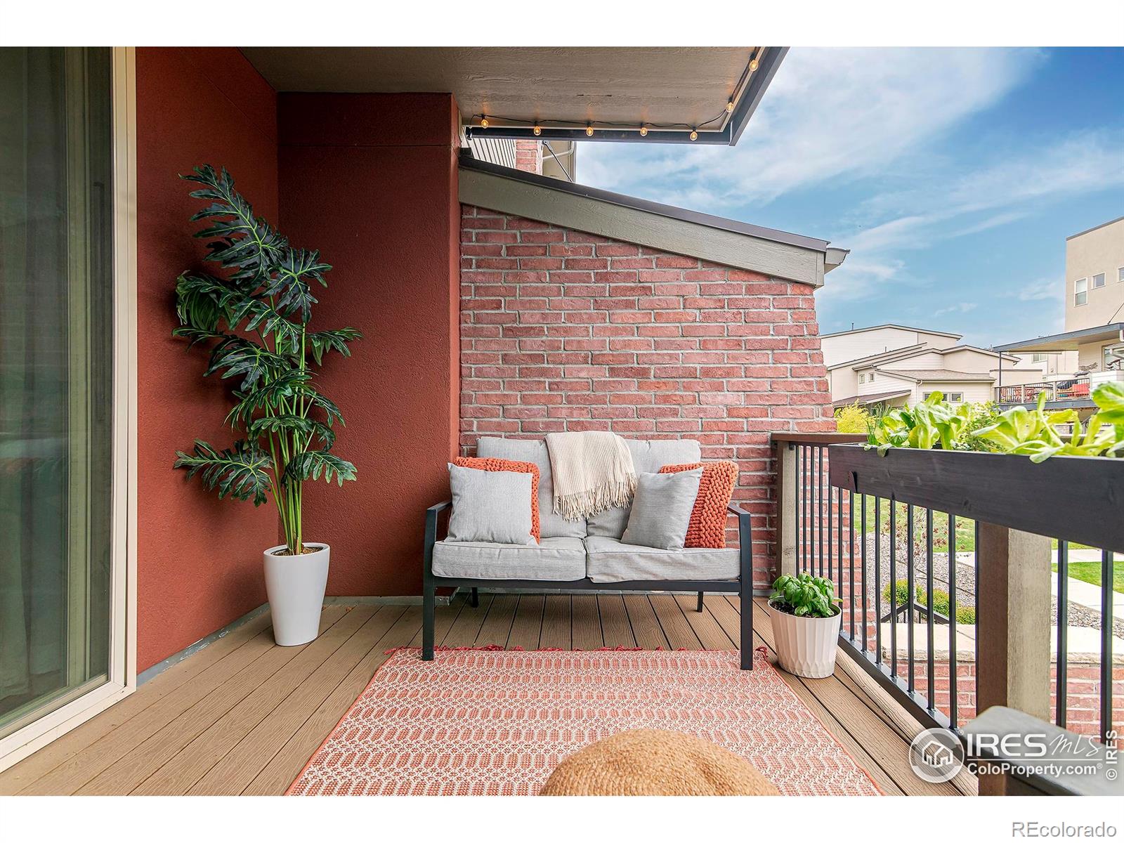 MLS Image #12 for 1069  johnson lane,louisville, Colorado