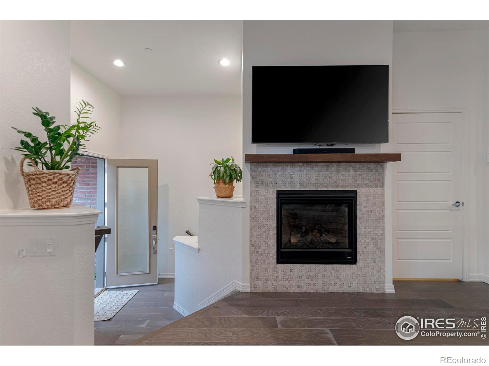 MLS Image #15 for 1069  johnson lane,louisville, Colorado