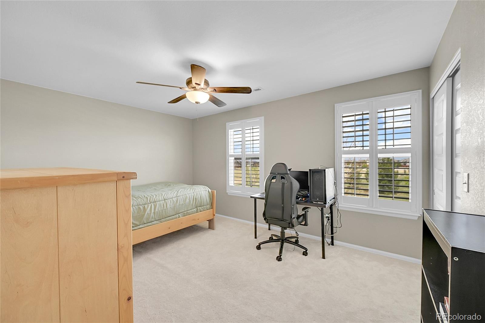 MLS Image #24 for 25262  e 2nd place,aurora, Colorado