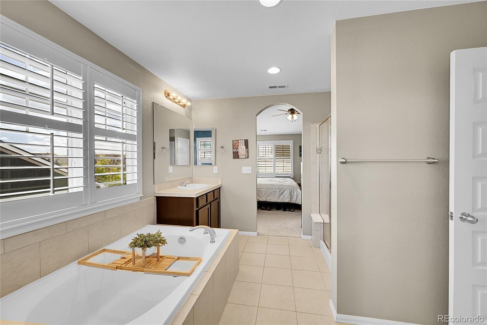 MLS Image #30 for 25262  e 2nd place,aurora, Colorado