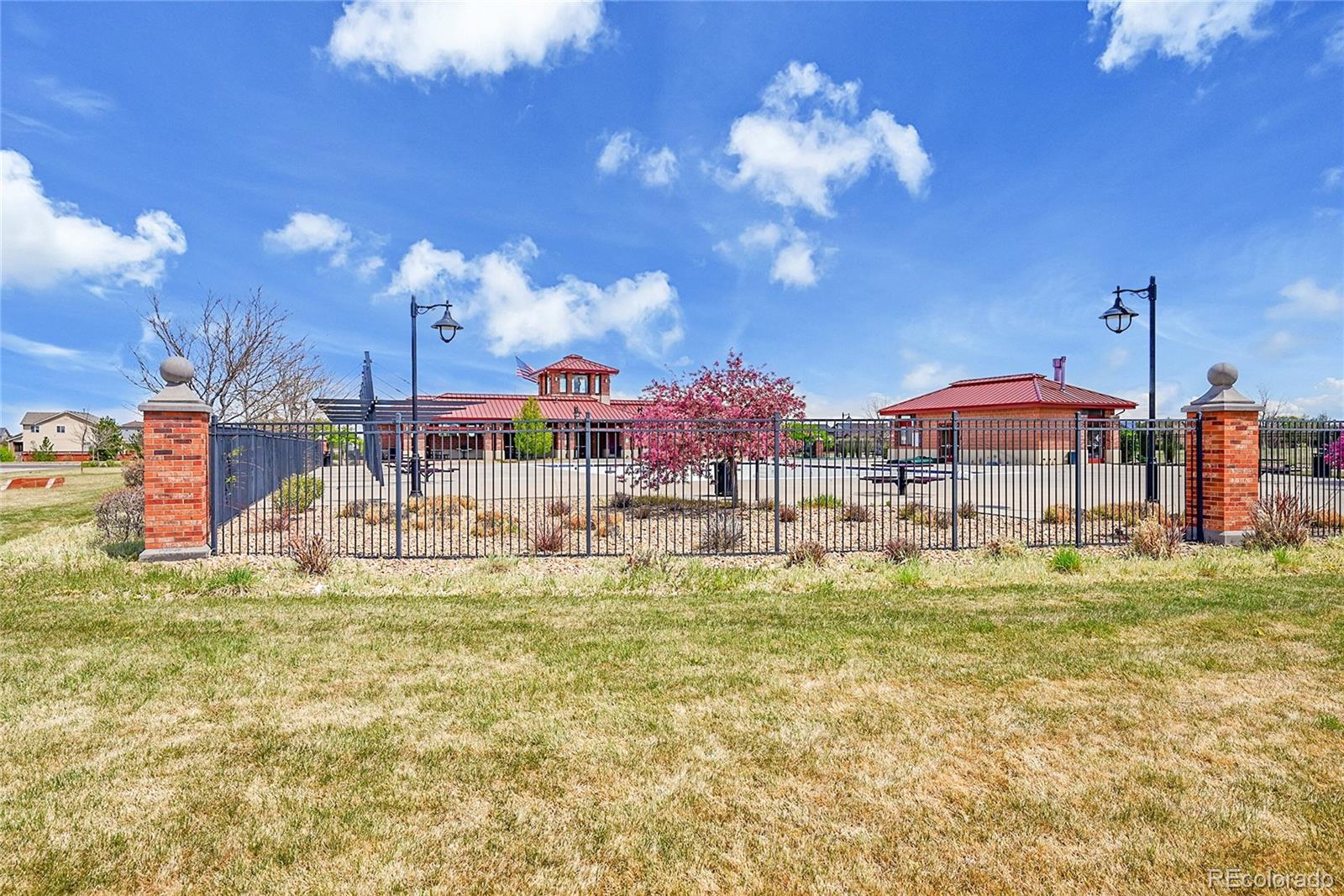 MLS Image #46 for 25262  e 2nd place,aurora, Colorado