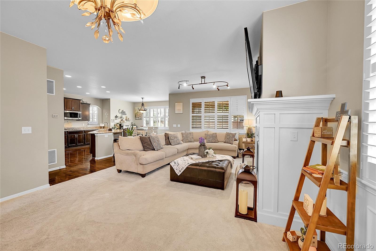 MLS Image #7 for 25262  e 2nd place,aurora, Colorado