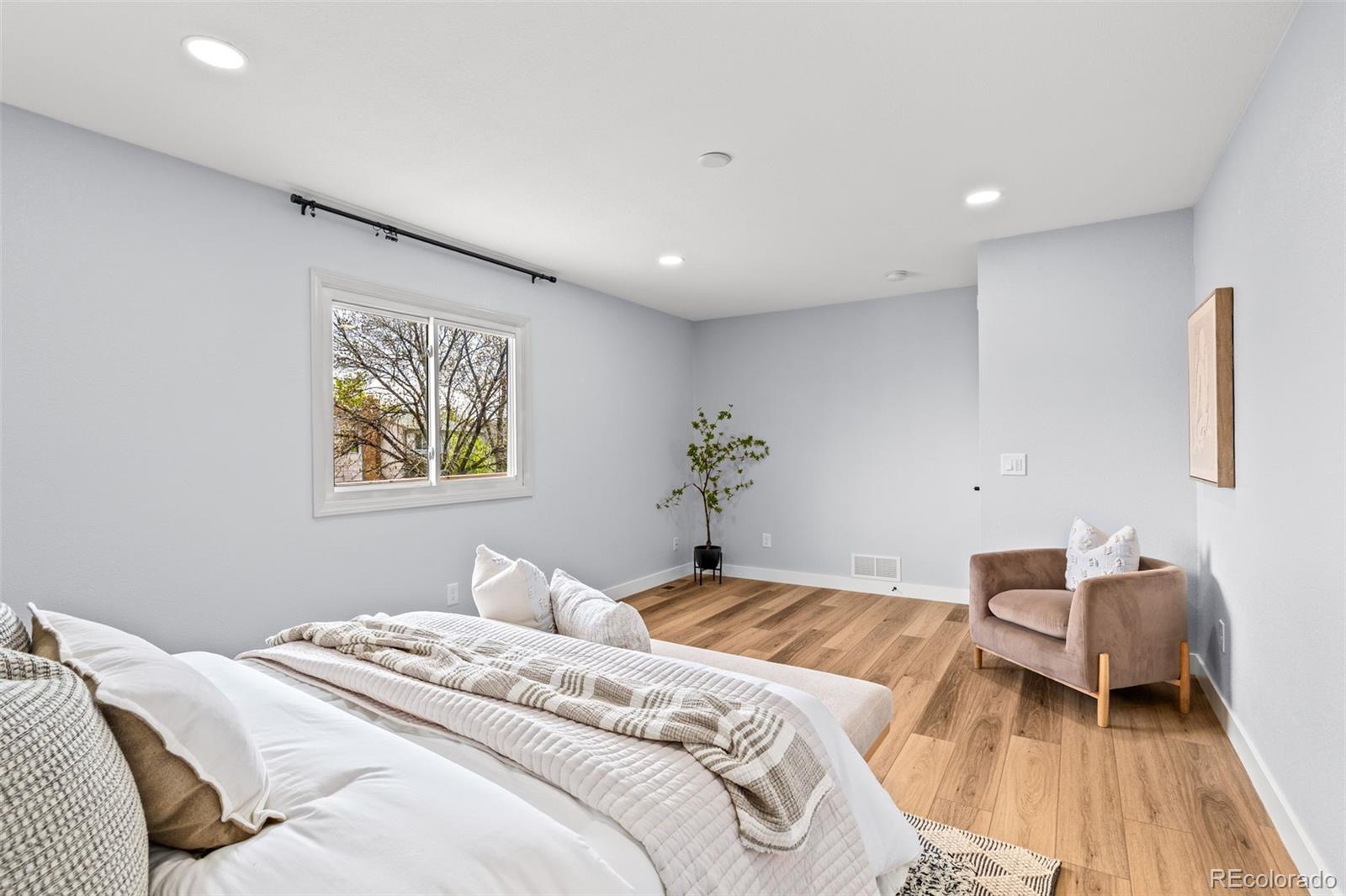 MLS Image #17 for 2484 e 101st court,thornton, Colorado