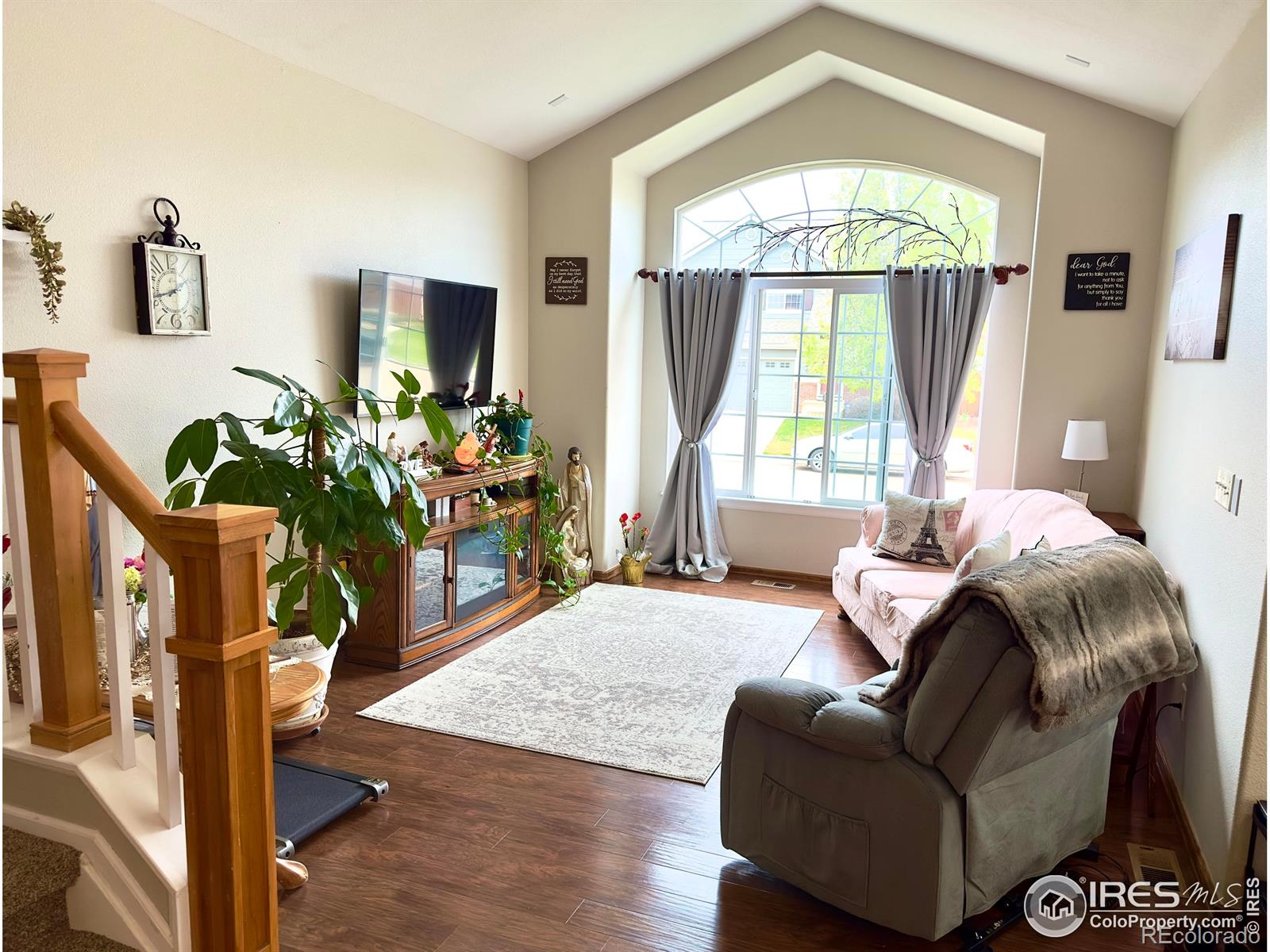 MLS Image #3 for 1611  red mountain drive,longmont, Colorado