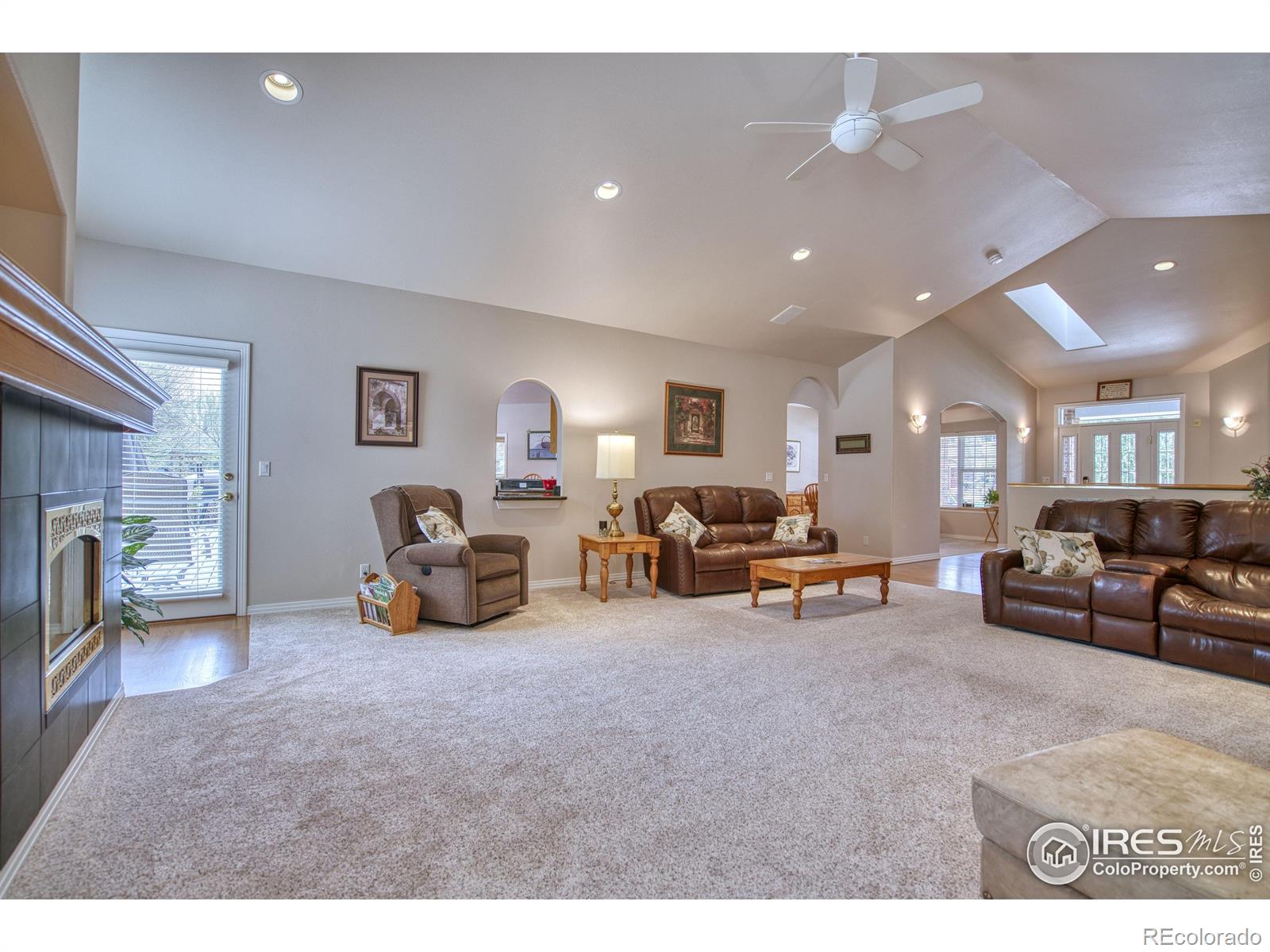 MLS Image #4 for 2050  emerald drive,longmont, Colorado