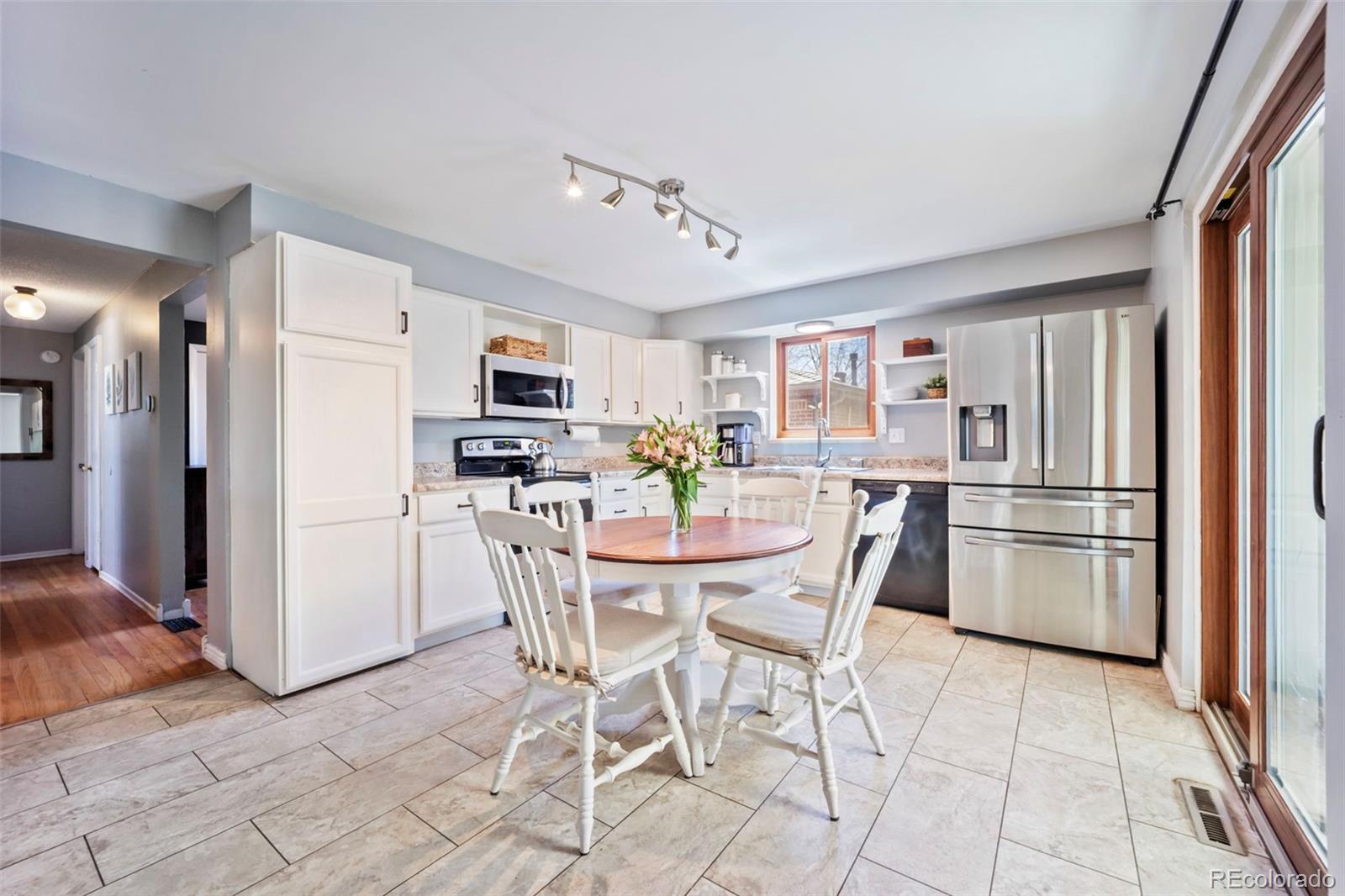 MLS Image #19 for 30 n claremont street,colorado springs, Colorado
