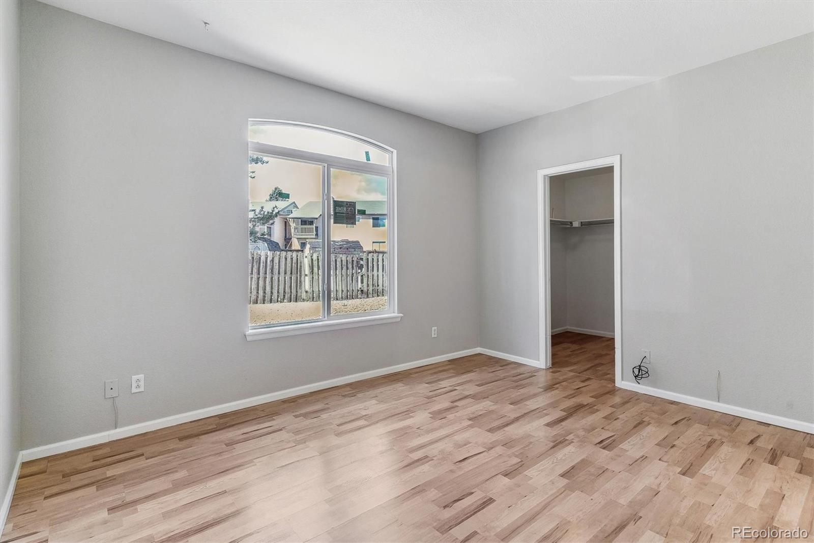 MLS Image #16 for 2575 s syracuse way,denver, Colorado