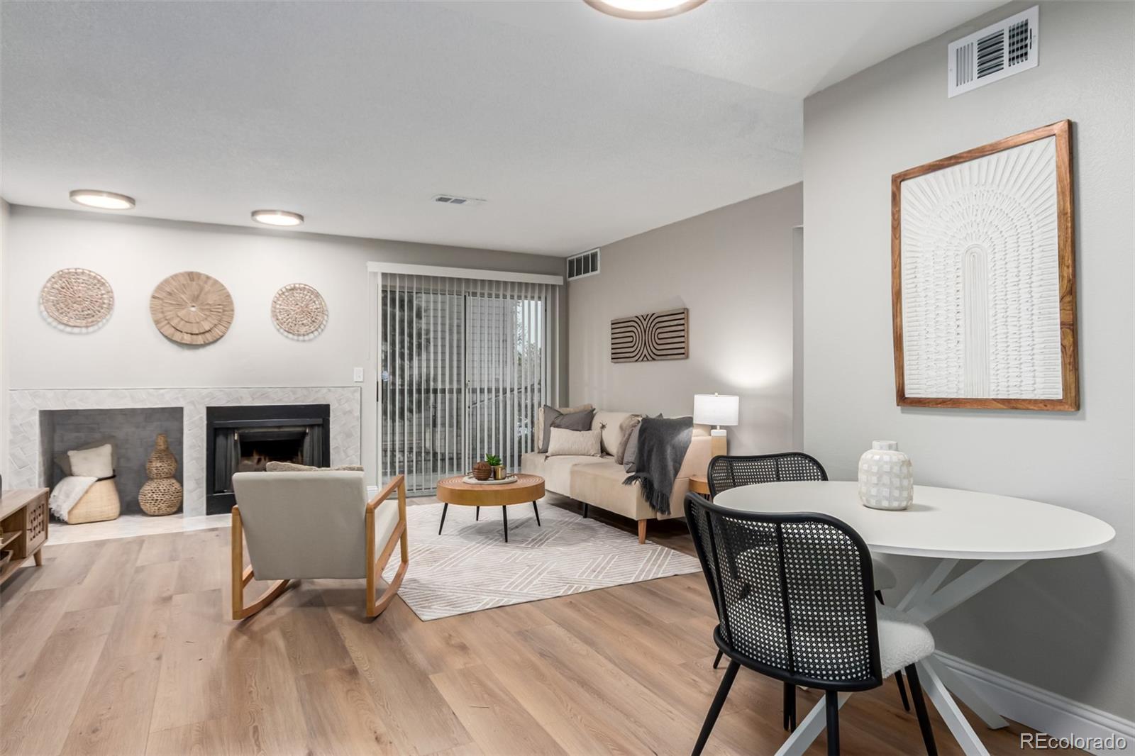 MLS Image #10 for 2575 s syracuse way,denver, Colorado