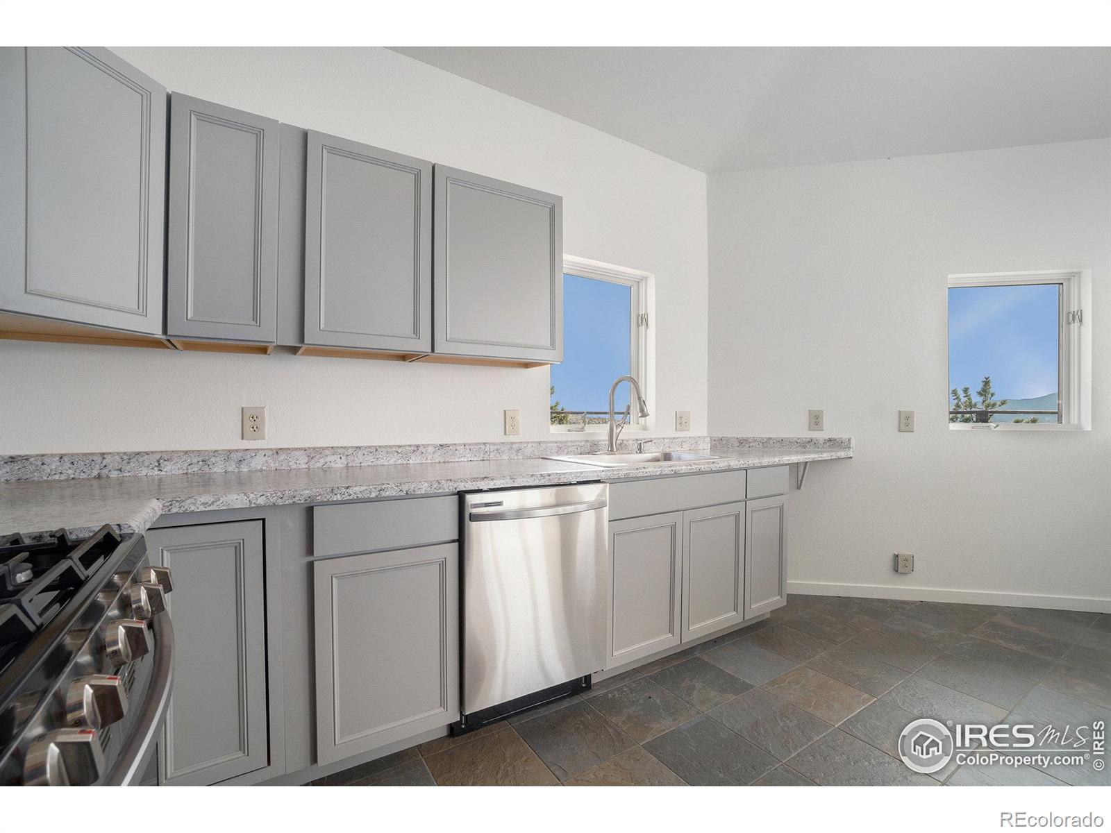 MLS Image #10 for 552  blue grouse lane,bellvue, Colorado
