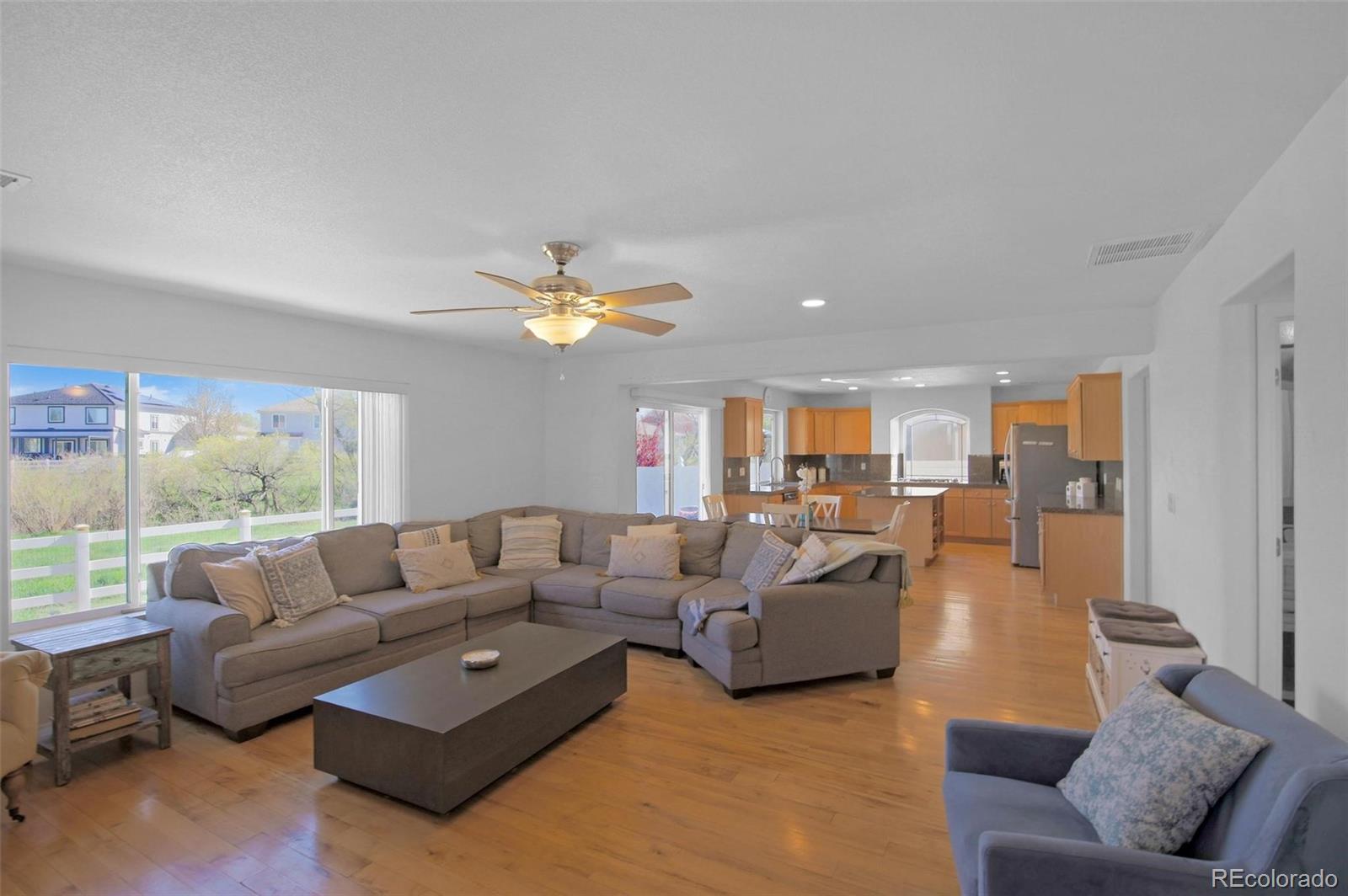 MLS Image #19 for 21229 e 50th avenue,denver, Colorado
